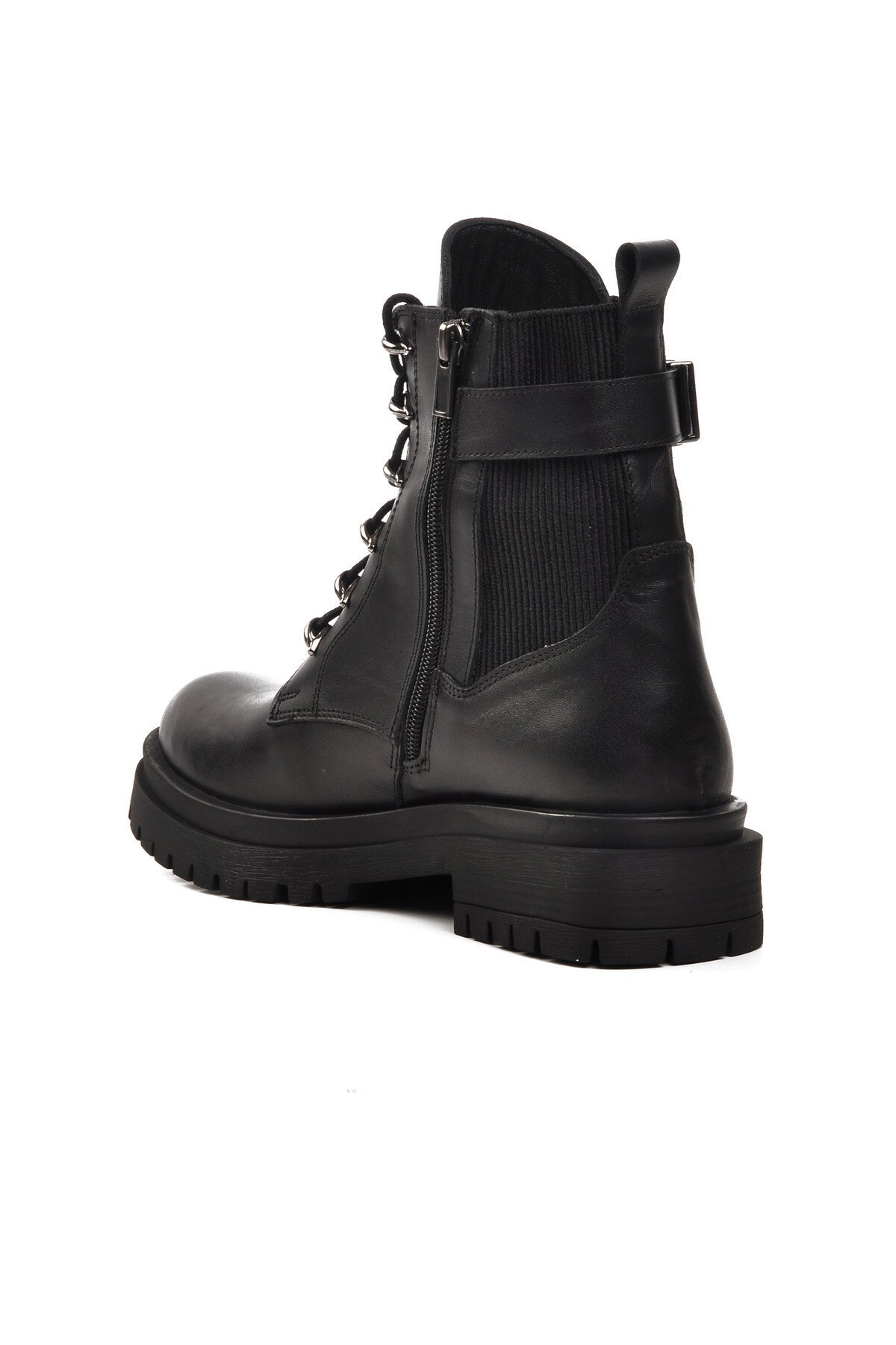 Walkway Siyah Kadın Bot