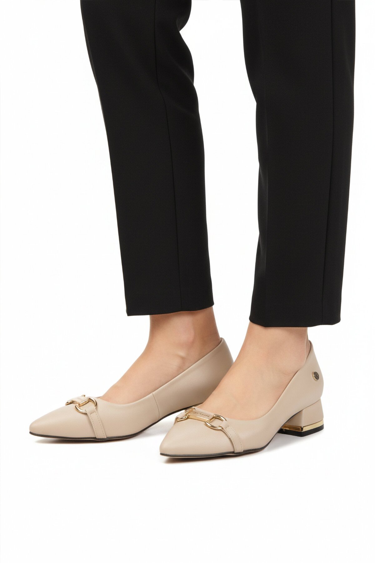 Bej Saten Hafif Kadın Abiye Ayakkabı PC-55197 Z