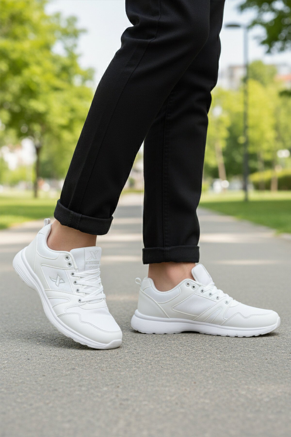Beyaz Esnek Hafif Erkek Spor Ayakkabı Xstep 020-Cilt M