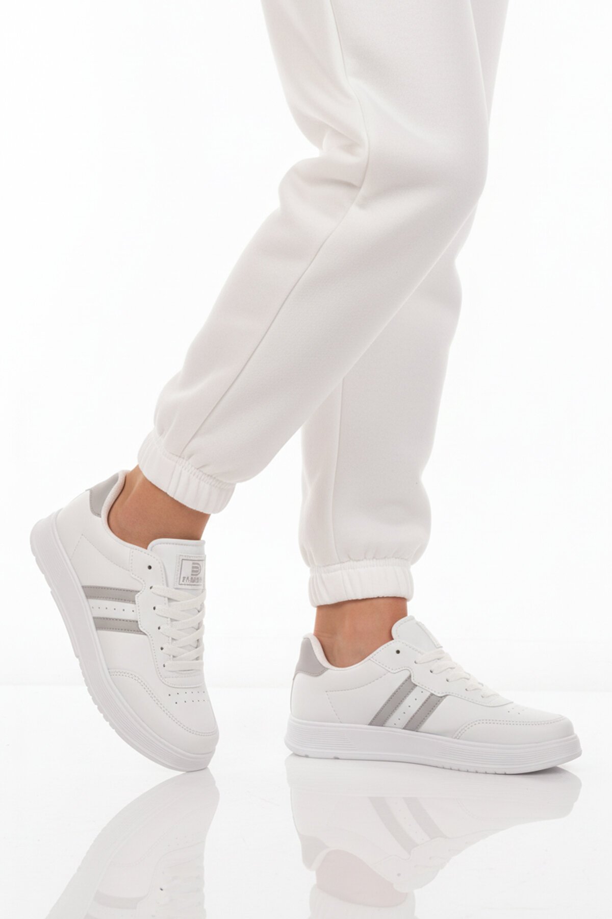 Beyaz-Gri Kadın Spor Ayakkabı Fashion 163 G