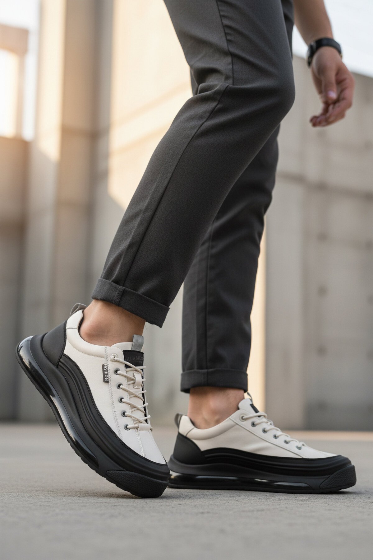 Beyaz Hakiki Deri Lastik Bağcıklı Erkek Günlük Ayakkabı 25K500-1 M