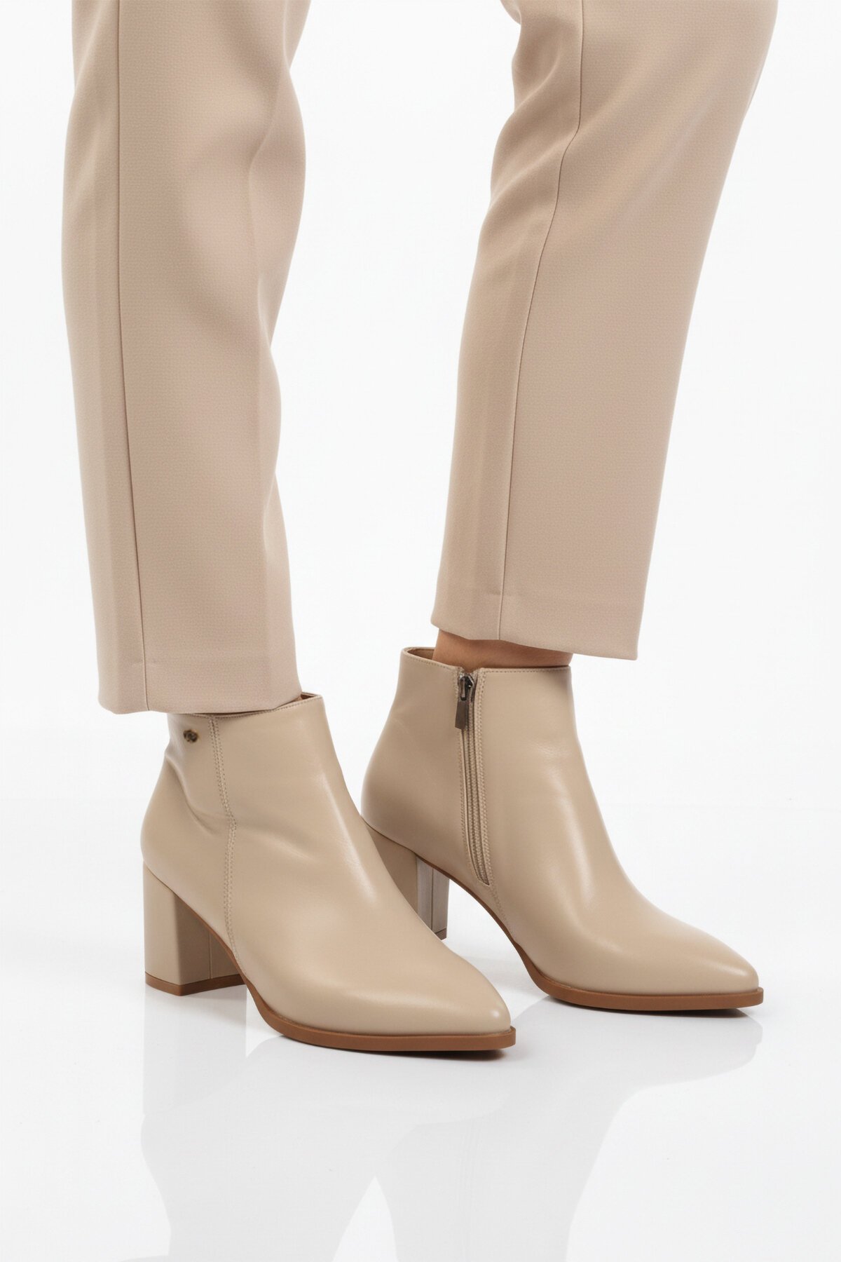 Krem Kadın Bot PC-54984 Z