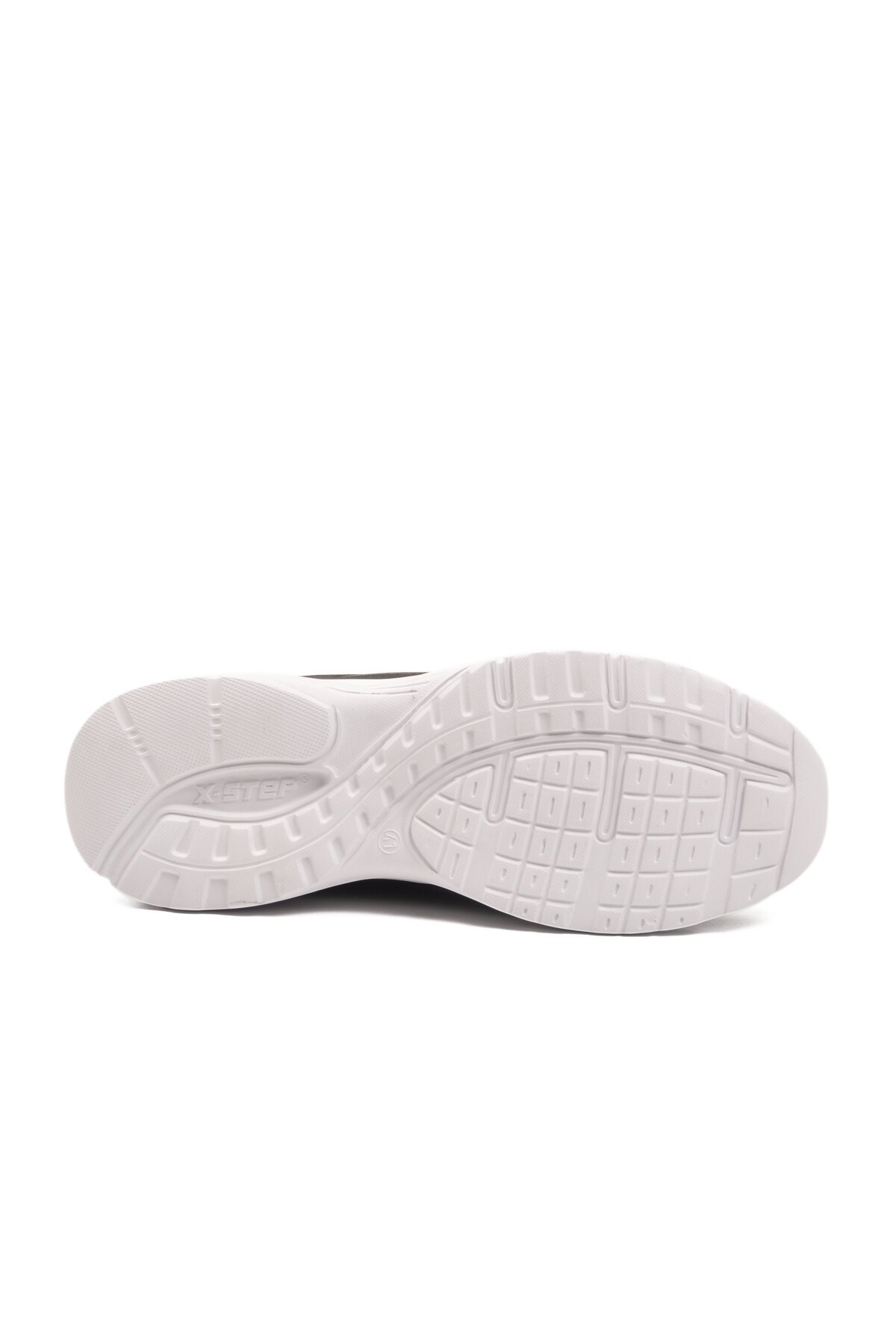 Siyah-Beyaz Esnek Hafif Erkek Spor Ayakkabı Xstep 020-Cilt M