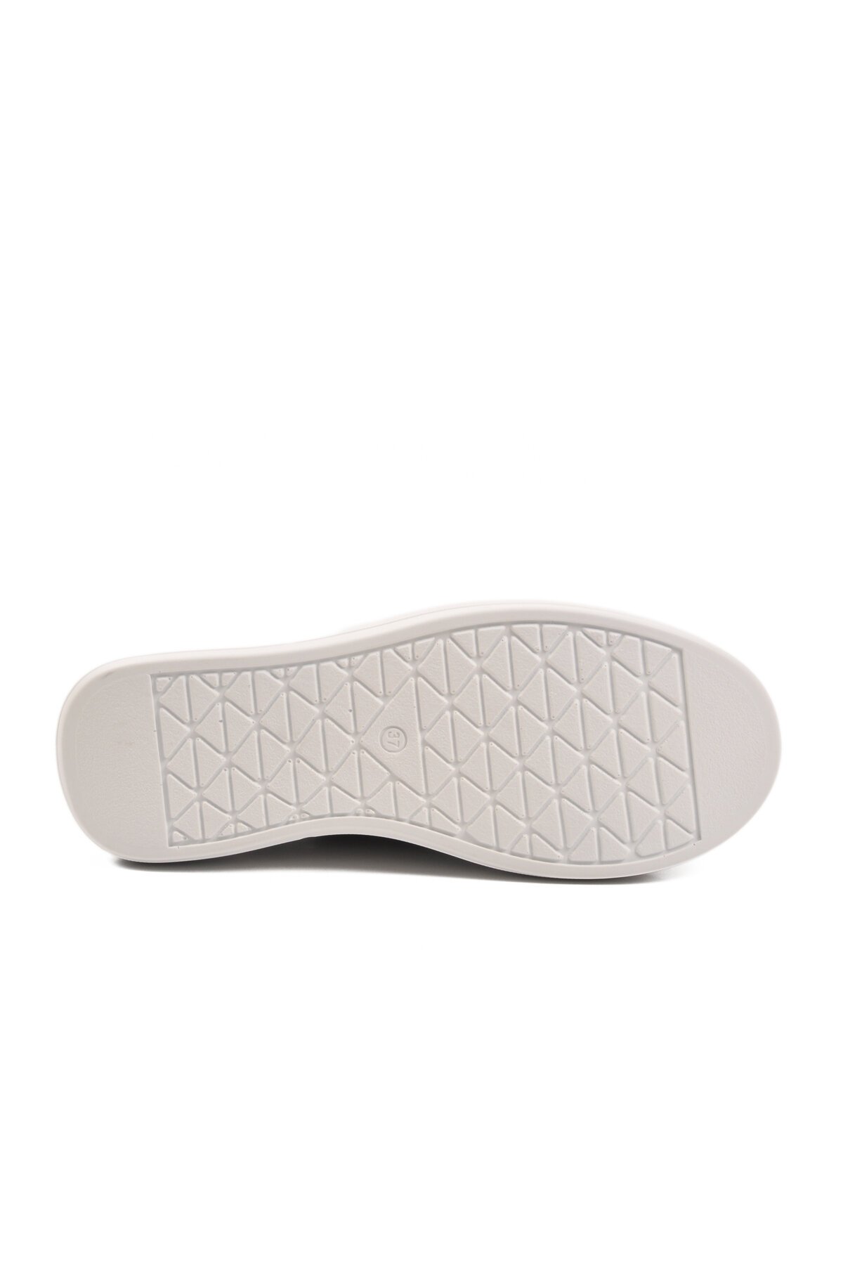 Siyah-Beyaz yüksek Tabanlı Kadın Spor Ayakkabı OZ-03 Z