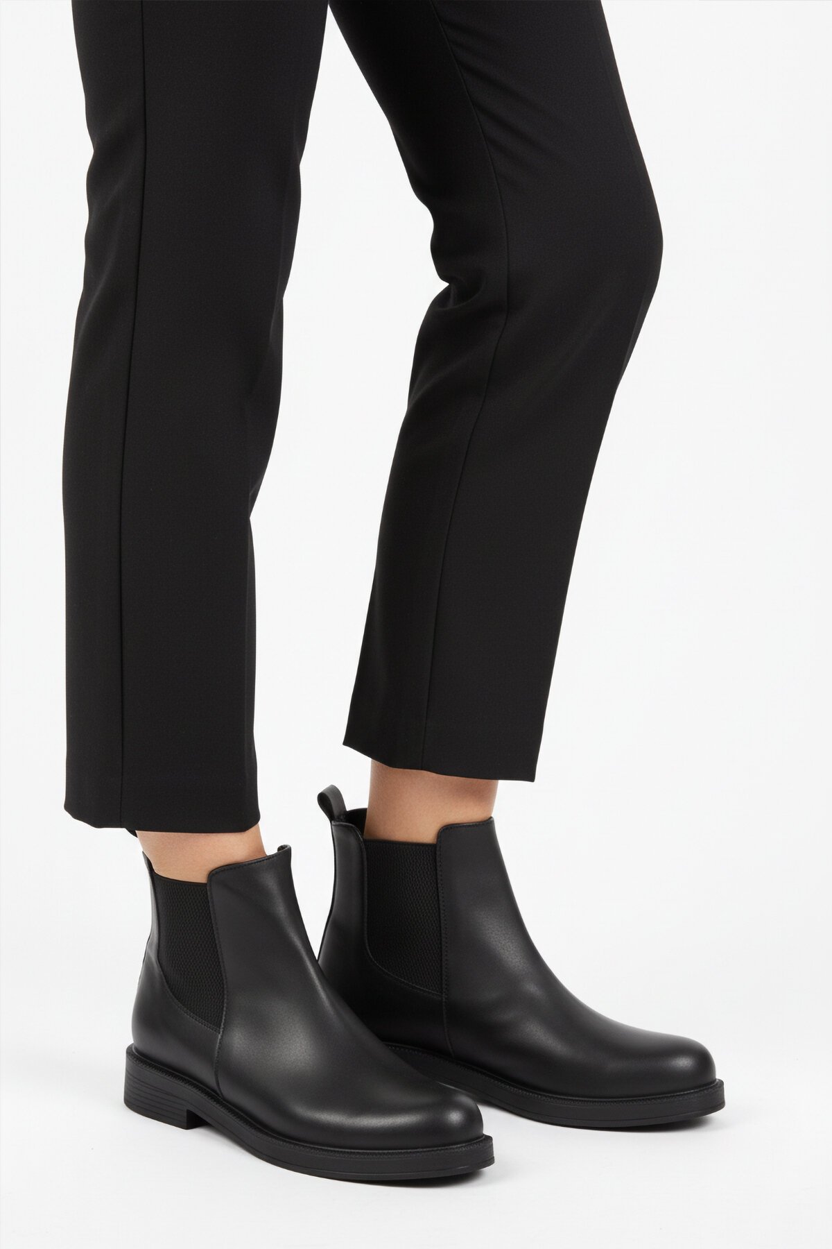 Siyah Cilt Hafif Kadın Bot 284097 Z