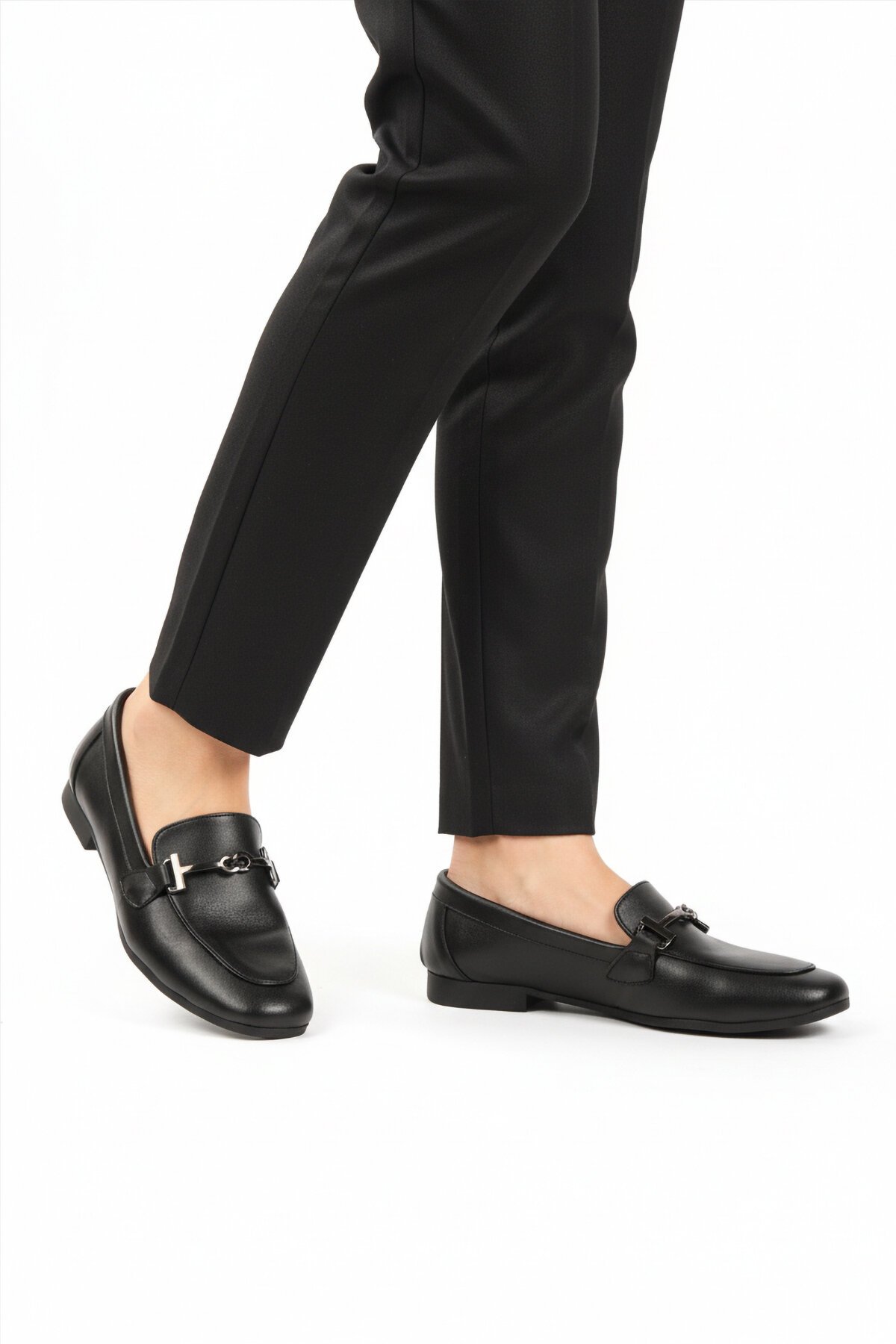 Siyah Cilt Hafif Kadın Günlük Ayakkabı 572433 Z