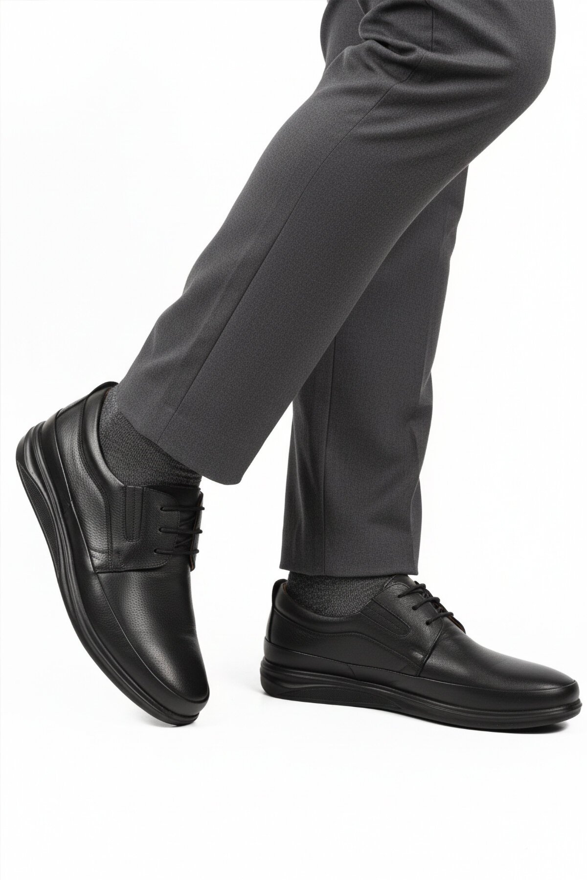 Siyah Hakiki Deri Jel Tabanlı Ortopedik Erkek Günlük Ayakkabı 478 M