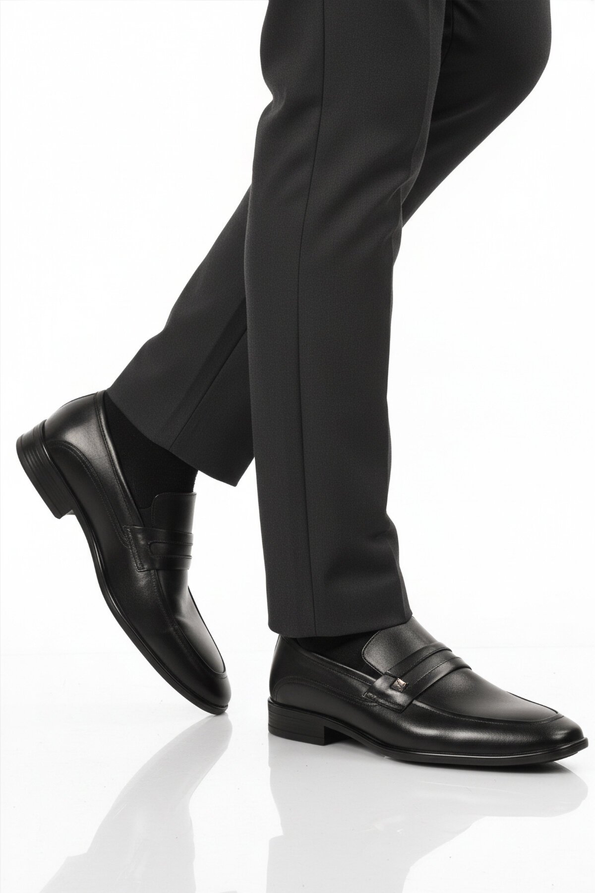 Siyah Hakiki Deri Erkek Klasik Ayakkabı 2818 M