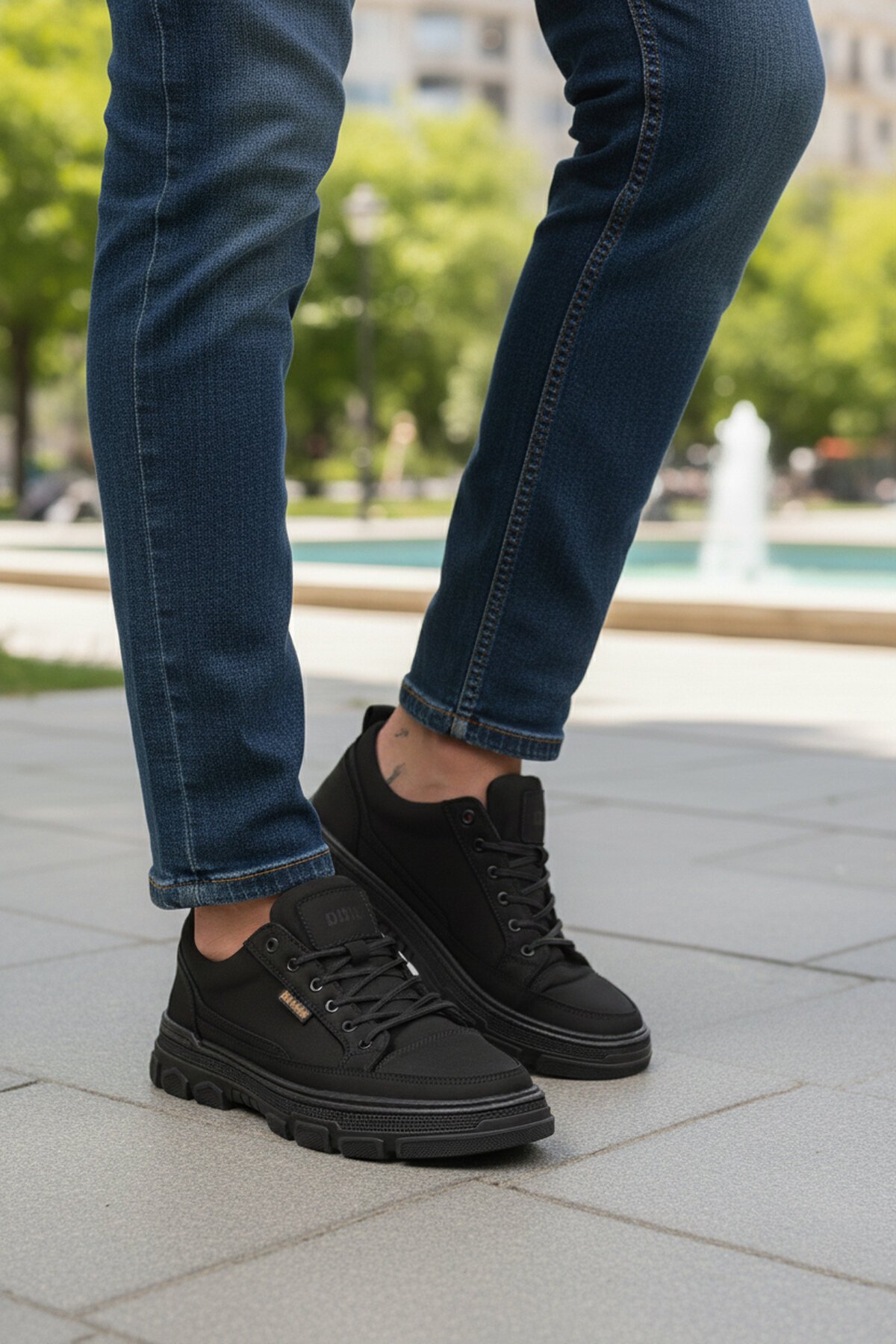 Siyah Nubuk Hakiki Deri Erkek Günlük Ayakkabı 260081 M