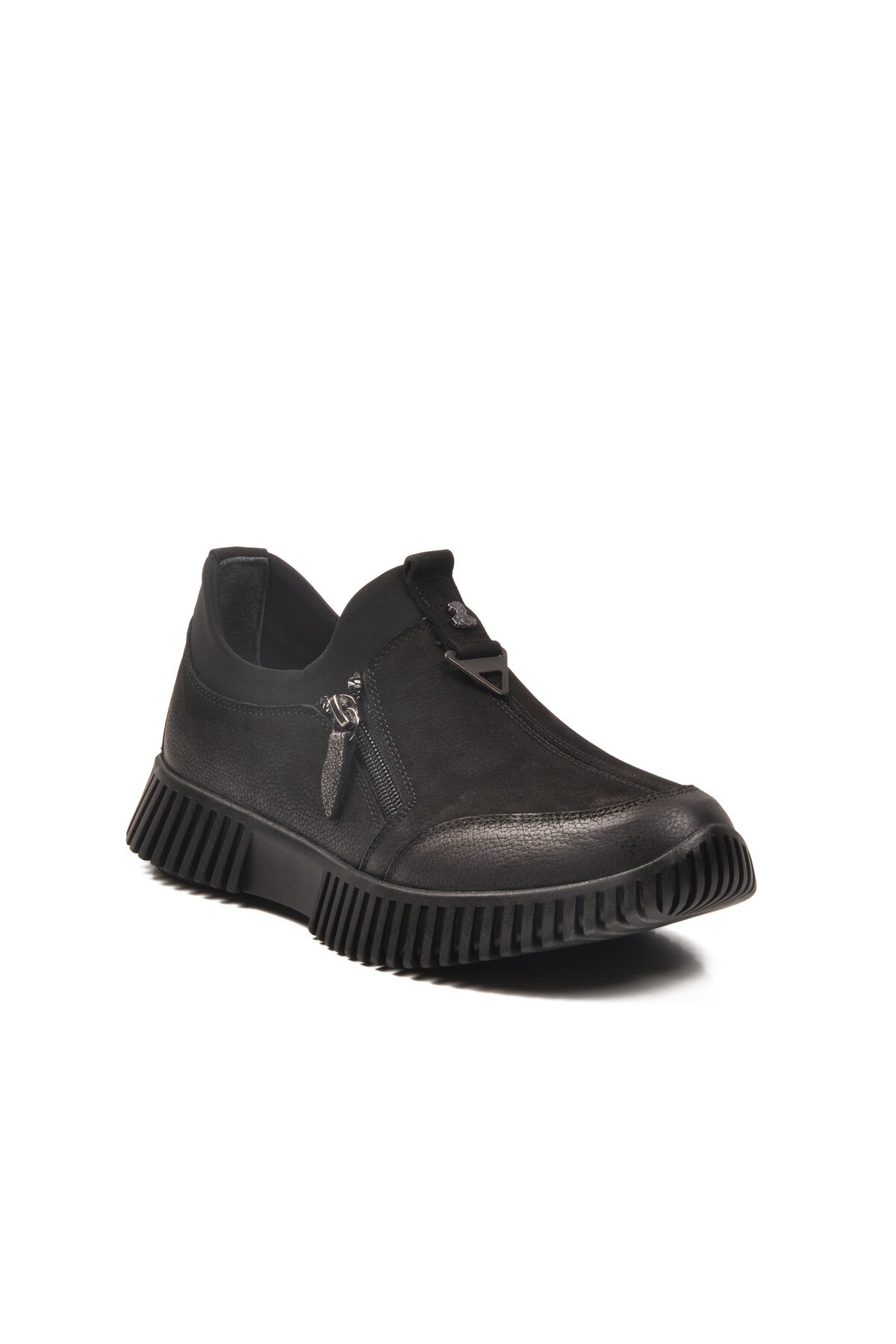 Siyah Nubuk Hakiki Deri Fermuarlı Kadın Günlük Ayakkabı 25405007K Z