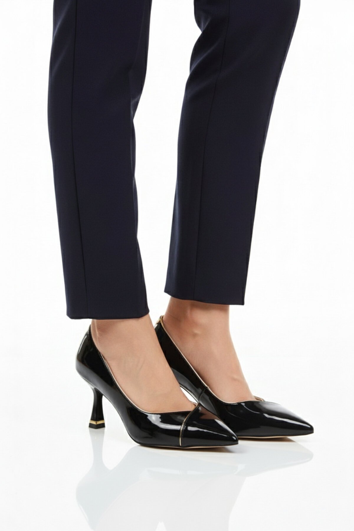 Siyah Rugan Hafif Kadın Abiye Ayakkabı 357164 Z