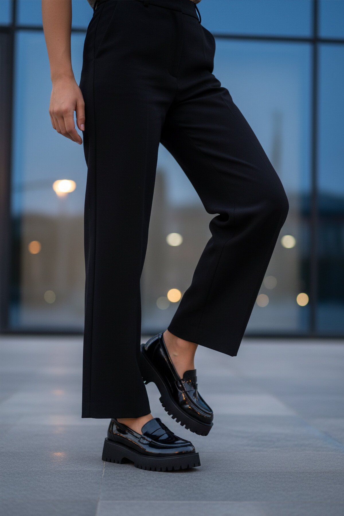 Siyah Rugan Kadın Günlük Ayakkabı 572453 Z