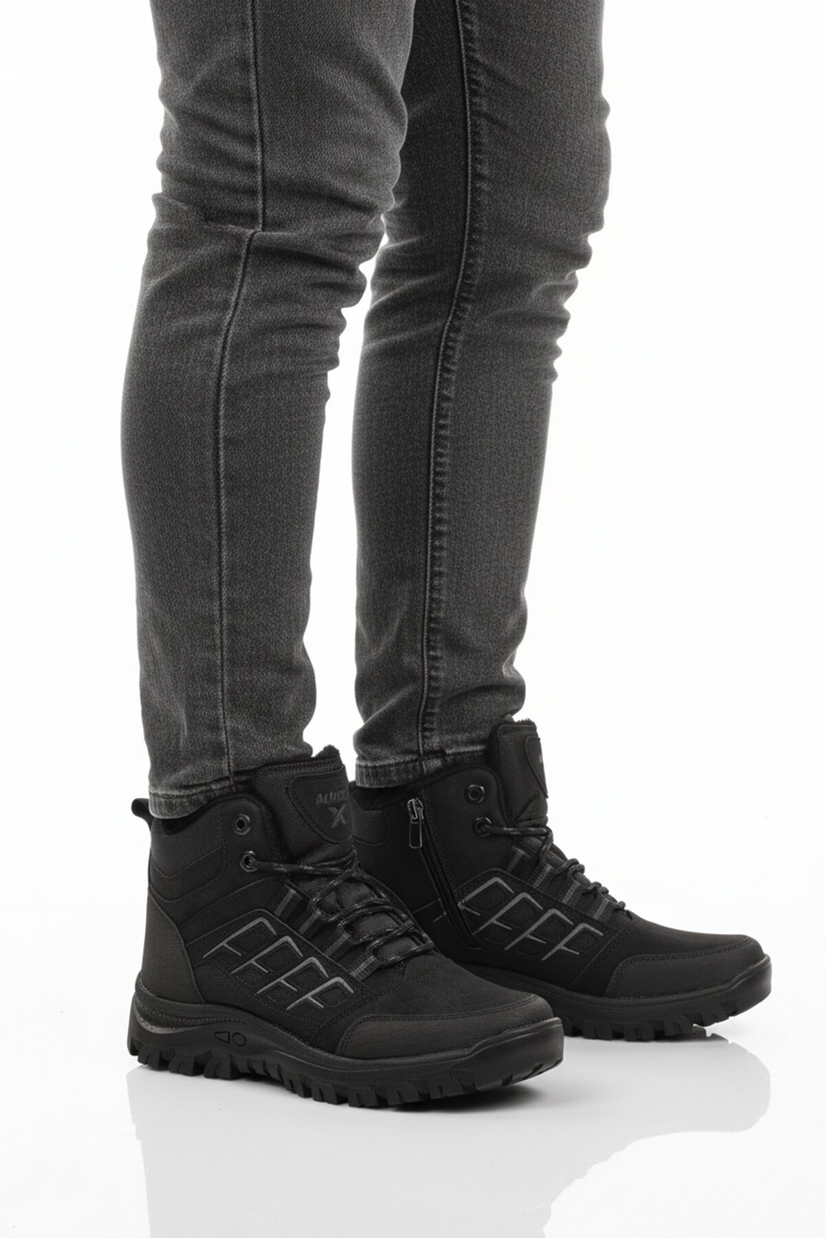 Siyah Unisex Fermuarlı İçi Kürklü Bot 700 G