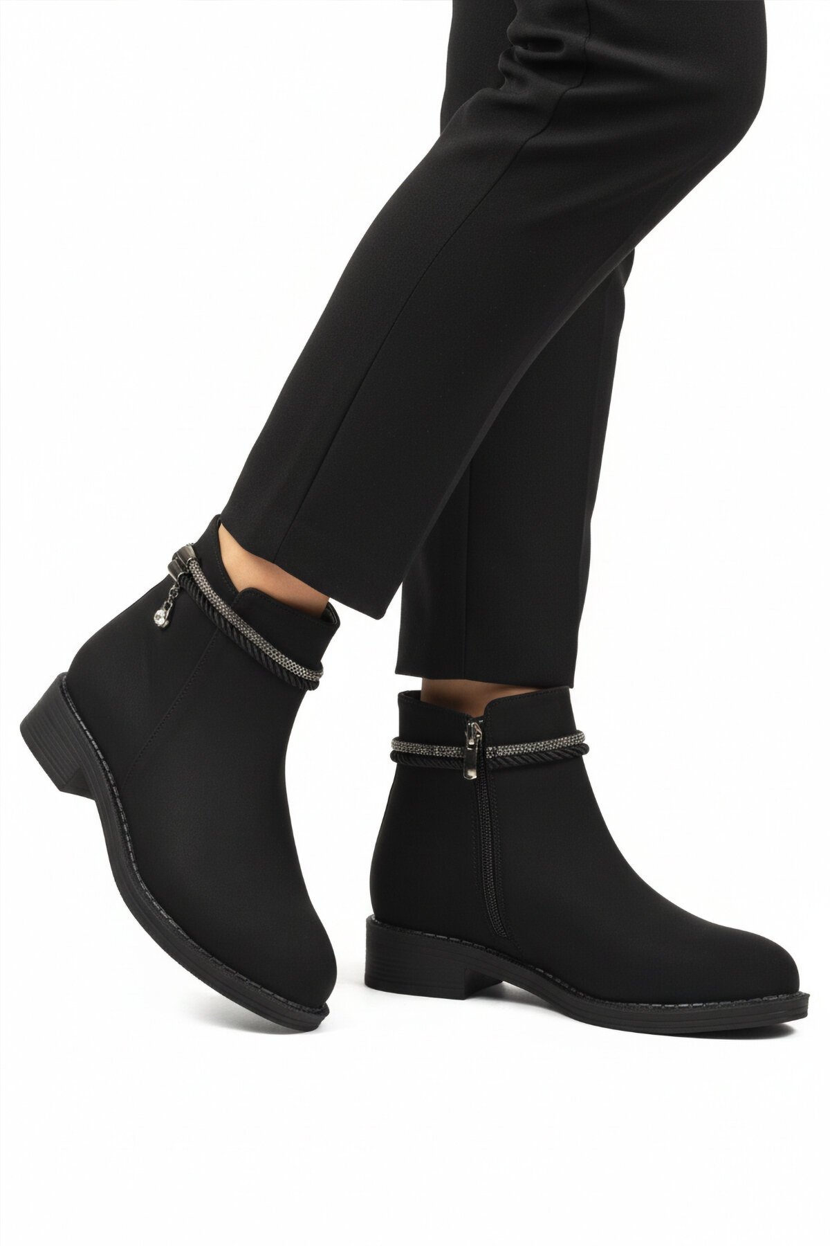 Siyah Zümrüt Hafif Kadın Bot 325126 Z