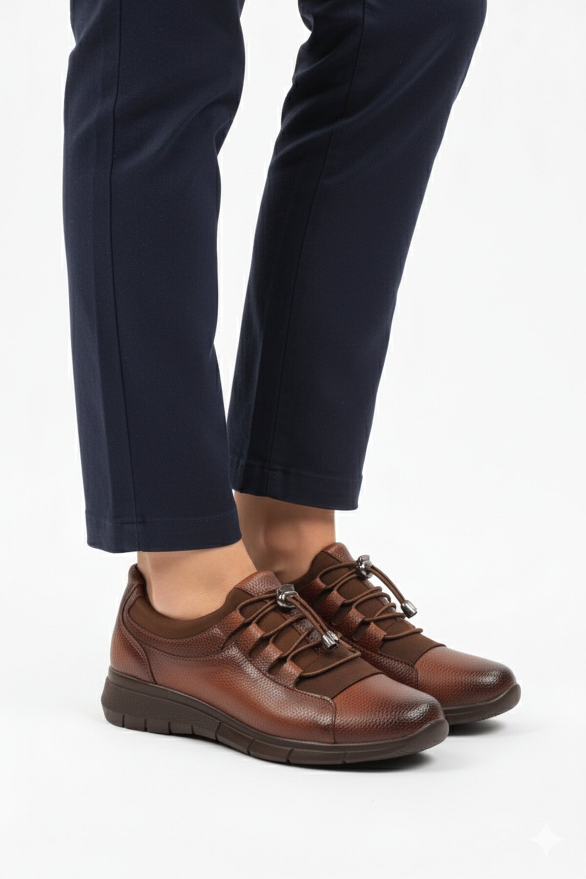 Taba Cilt Hafif Kilit Bağcıklı Kadın Günlük Ayakkabı 293120 Z