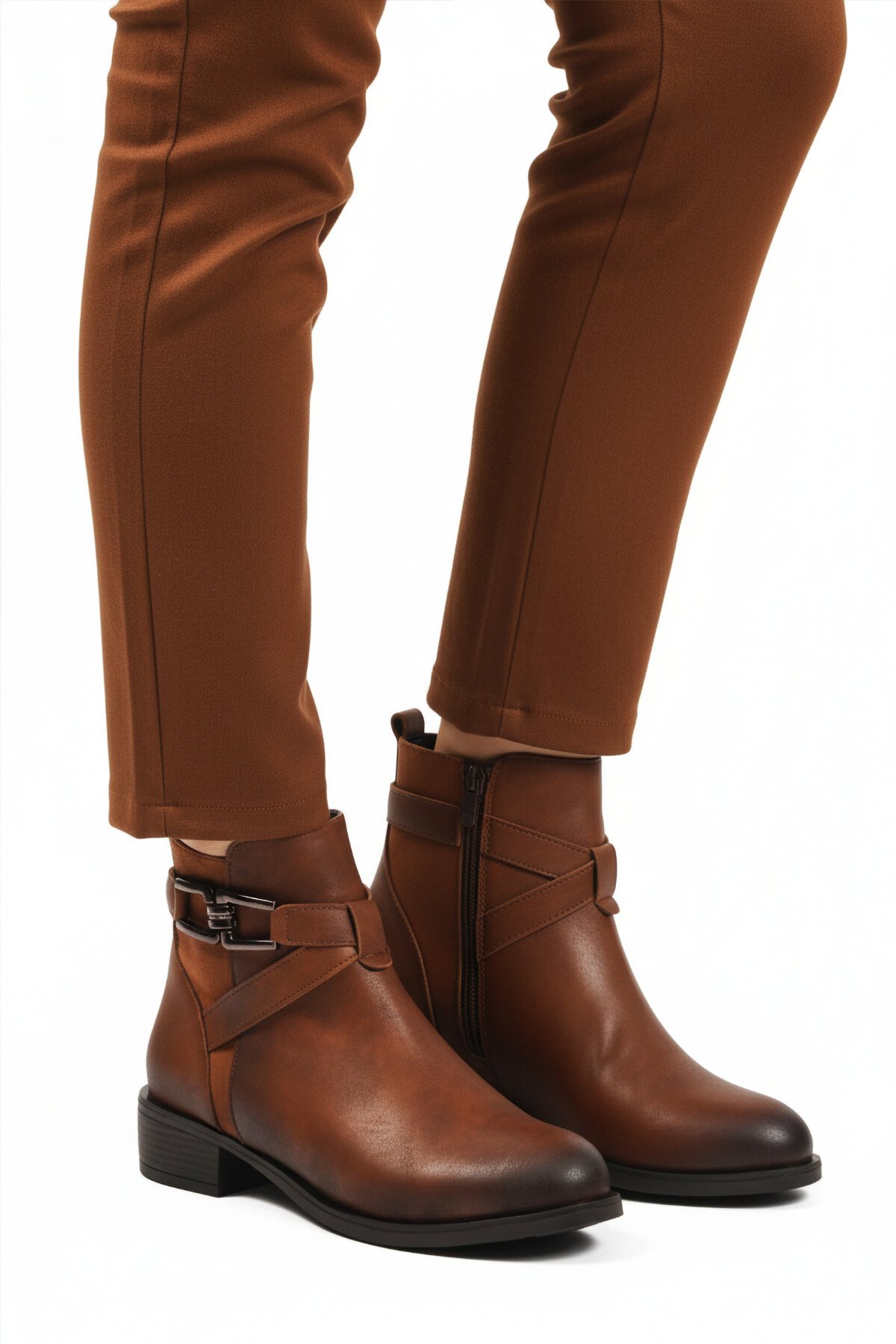 Taba Zümrüt İçi Kürklü Kadın Bot 547819 Z