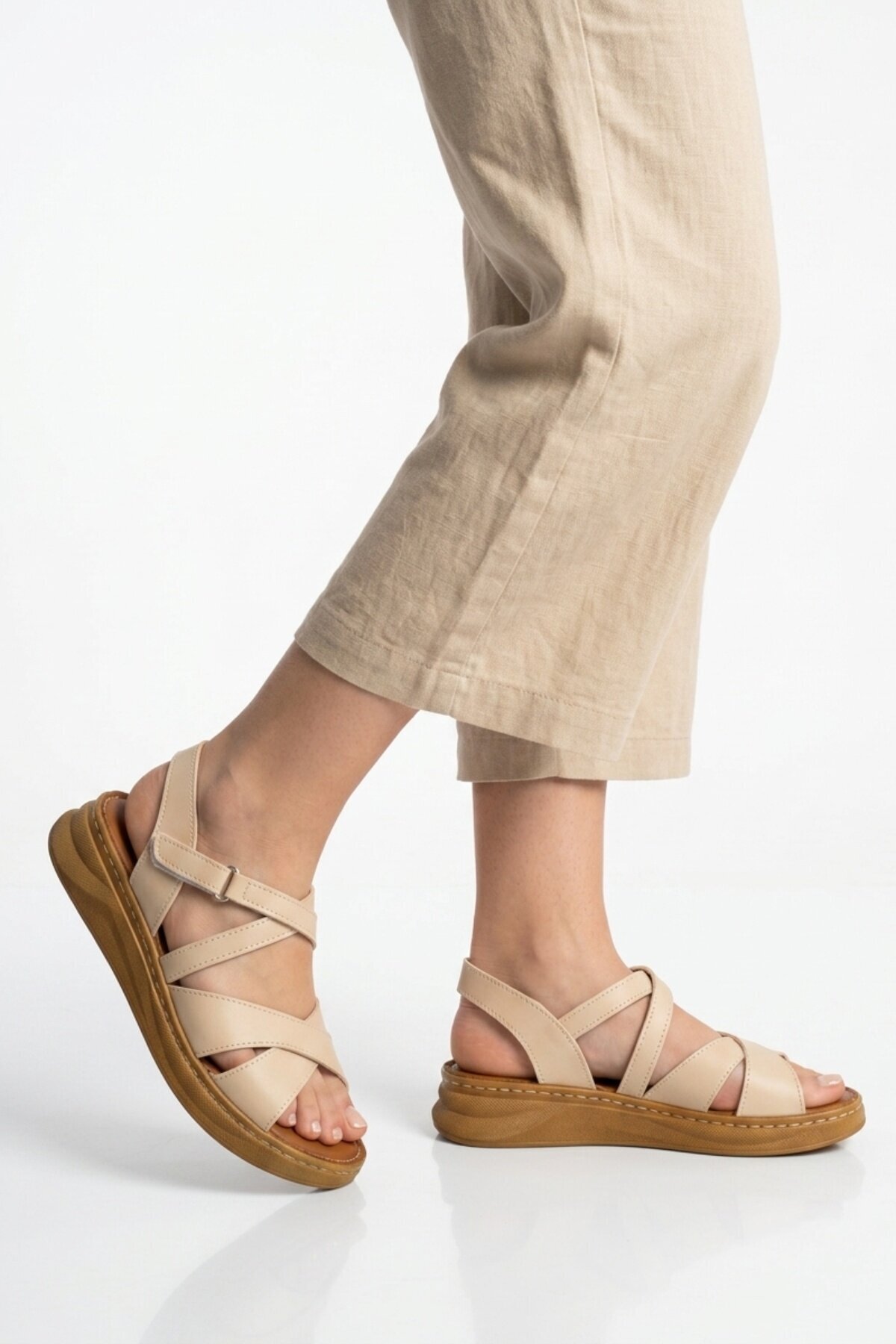 Bej ComfortSole Taban Kadın Sandalet 492142 Z