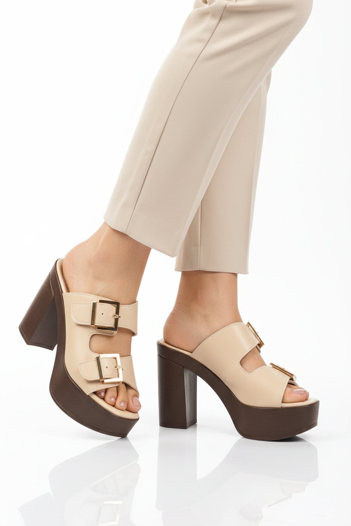 Bej Yüksek Topuklu Kadın Terlik 322221 Z