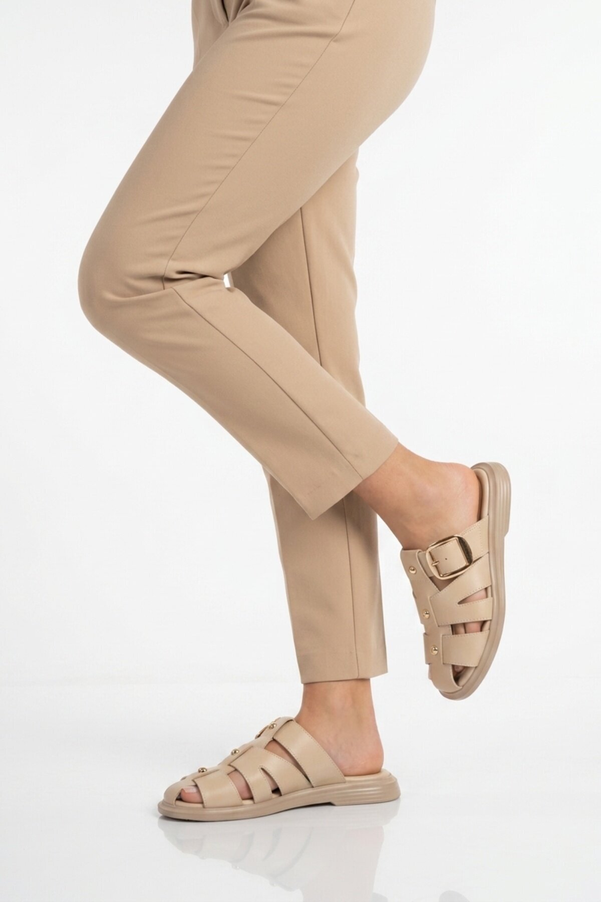 Bej Hafif Slingback Kadın Terlik 322224 Z