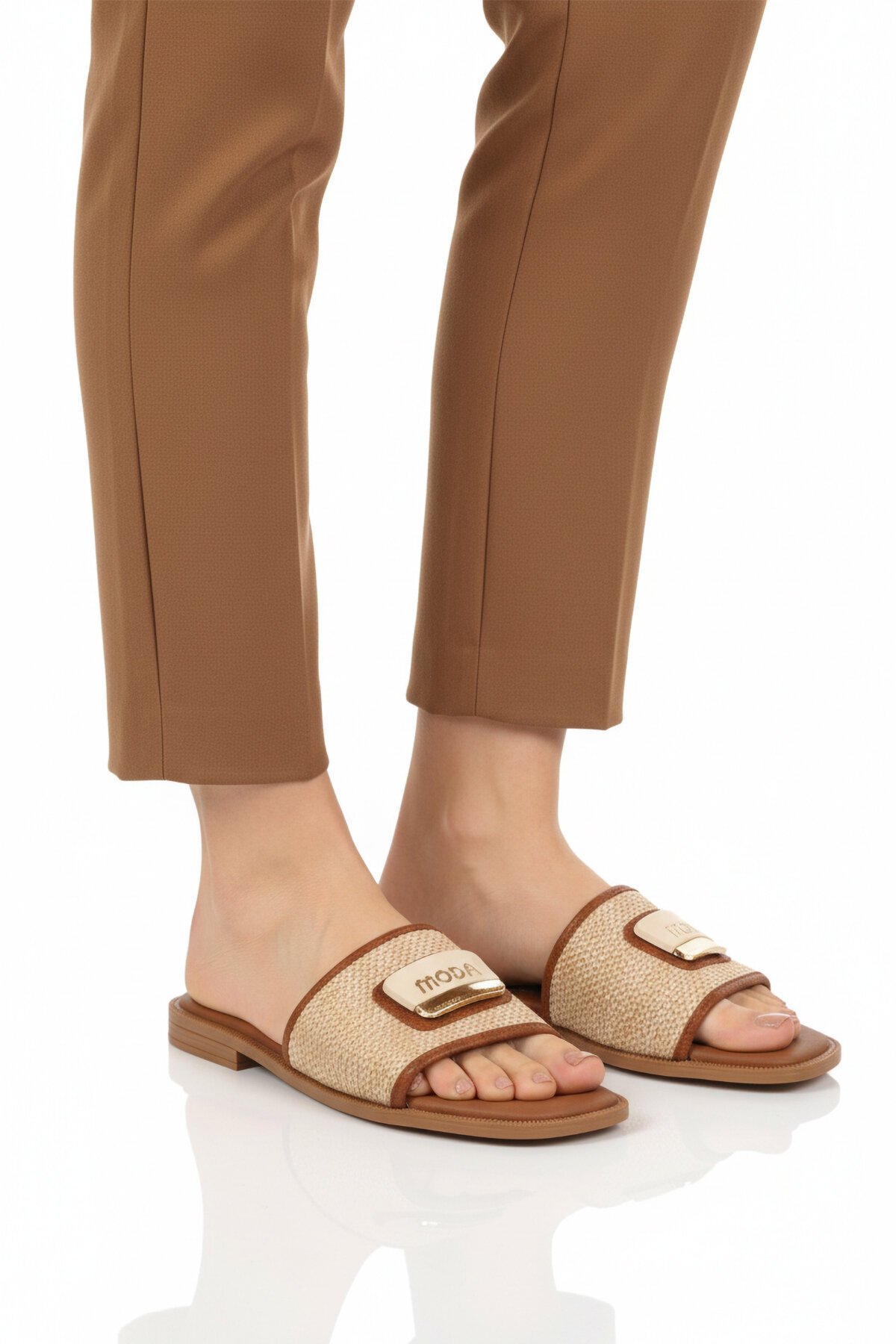 Bej Hafif Kadın Terlik 422255 Z