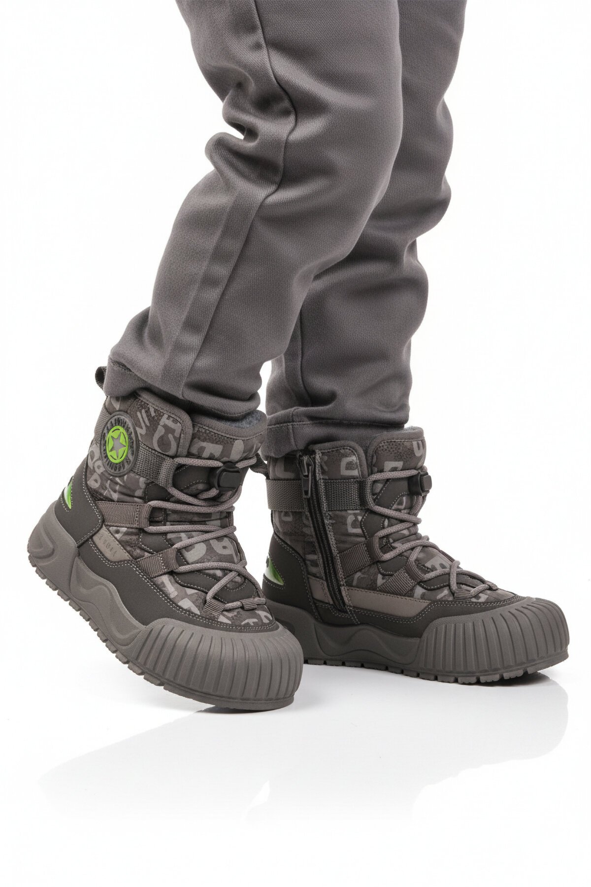 Gri Çocuk Bot 22664 P