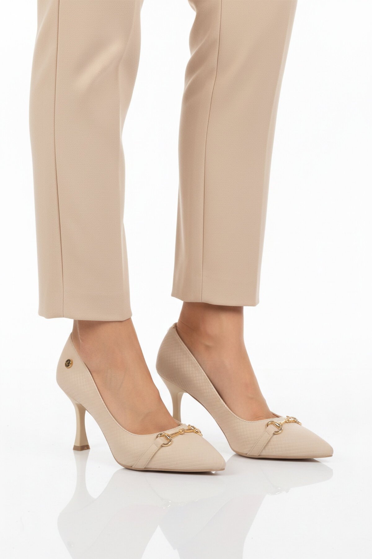 Krem Kadın İnce Topuklu Ayakkabı PC-55018 Z