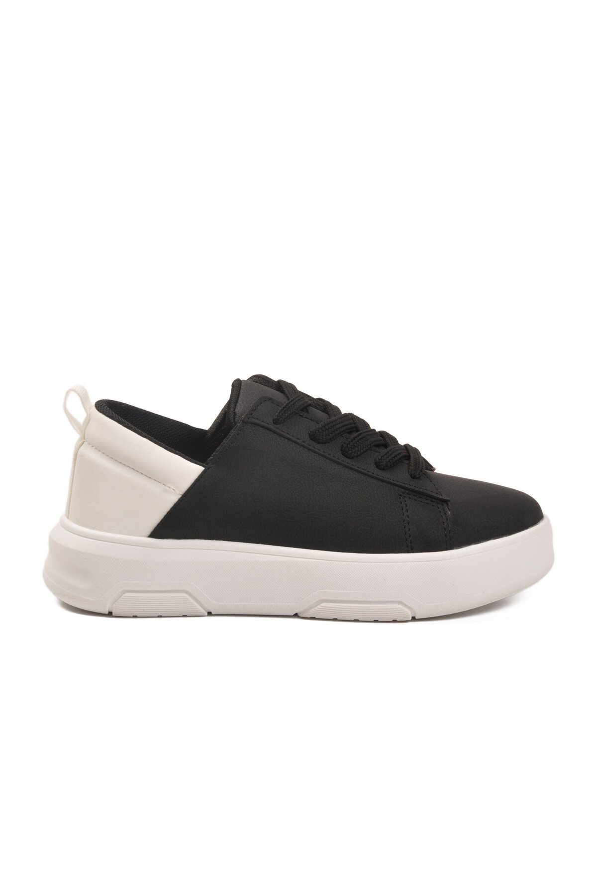 Siyah-Beyaz Kadın Spor Ayakkabı DV-03 Z