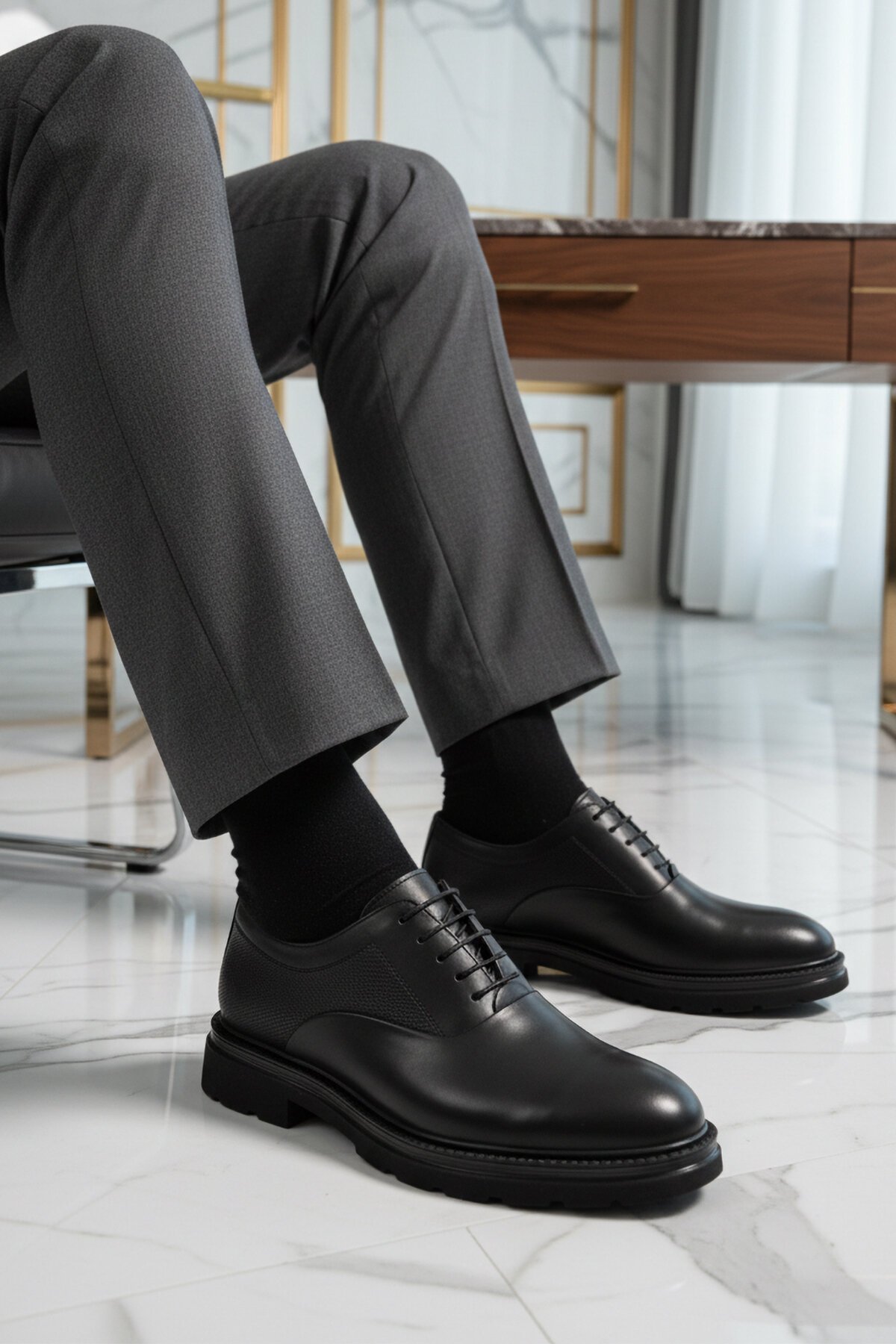Siyah Hakiki Deri Erkek Günlük Ayakkabı 381 M