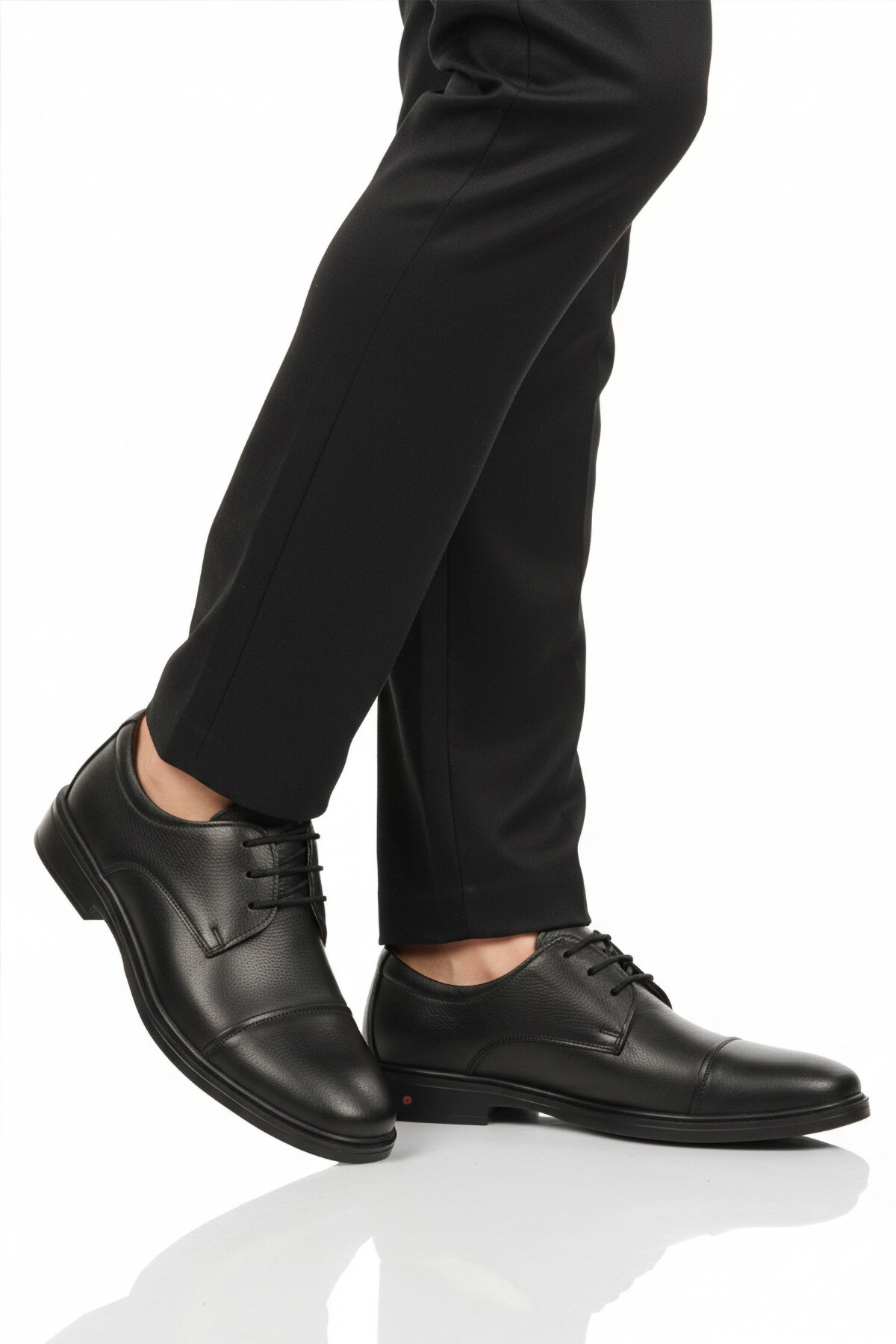 Siyah Hakiki Deri Jel Tabanlı Erkek Günlük Ayakkabı Premium 425 M