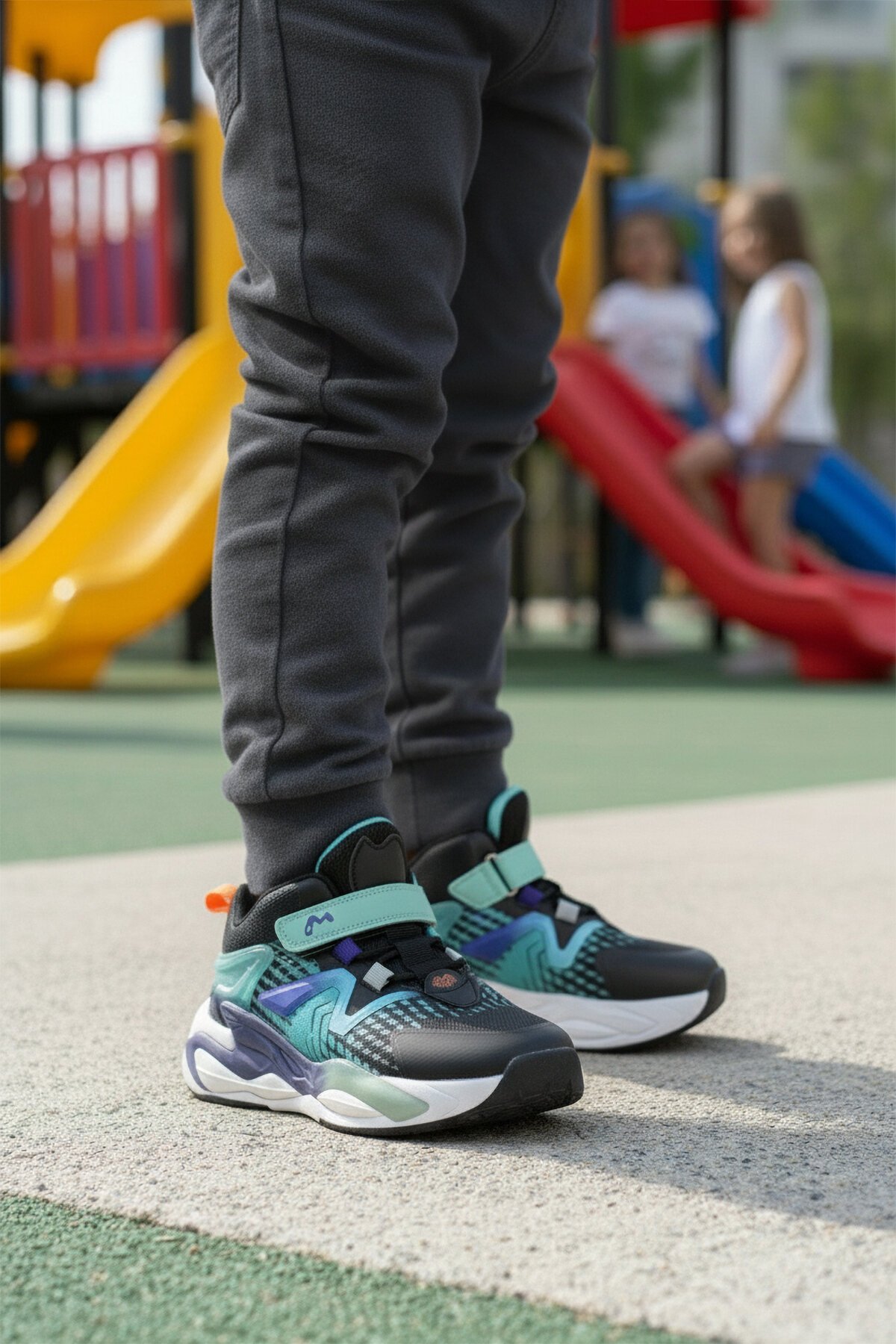 Siyah-Mint Yeşili Çocuk Spor Ayakkabı 161-T5411102 F