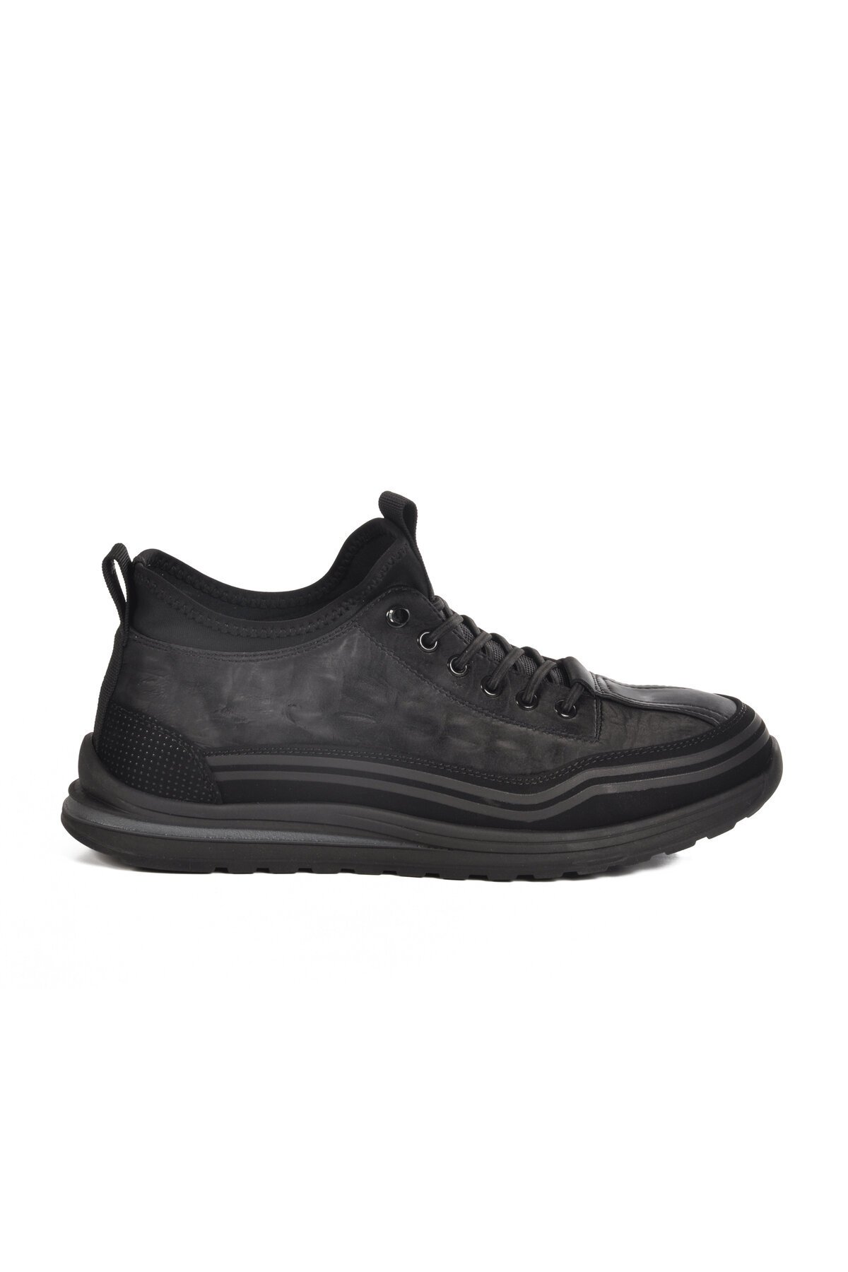 Siyah Suni Deri Kadın Sneaker 25K582 M