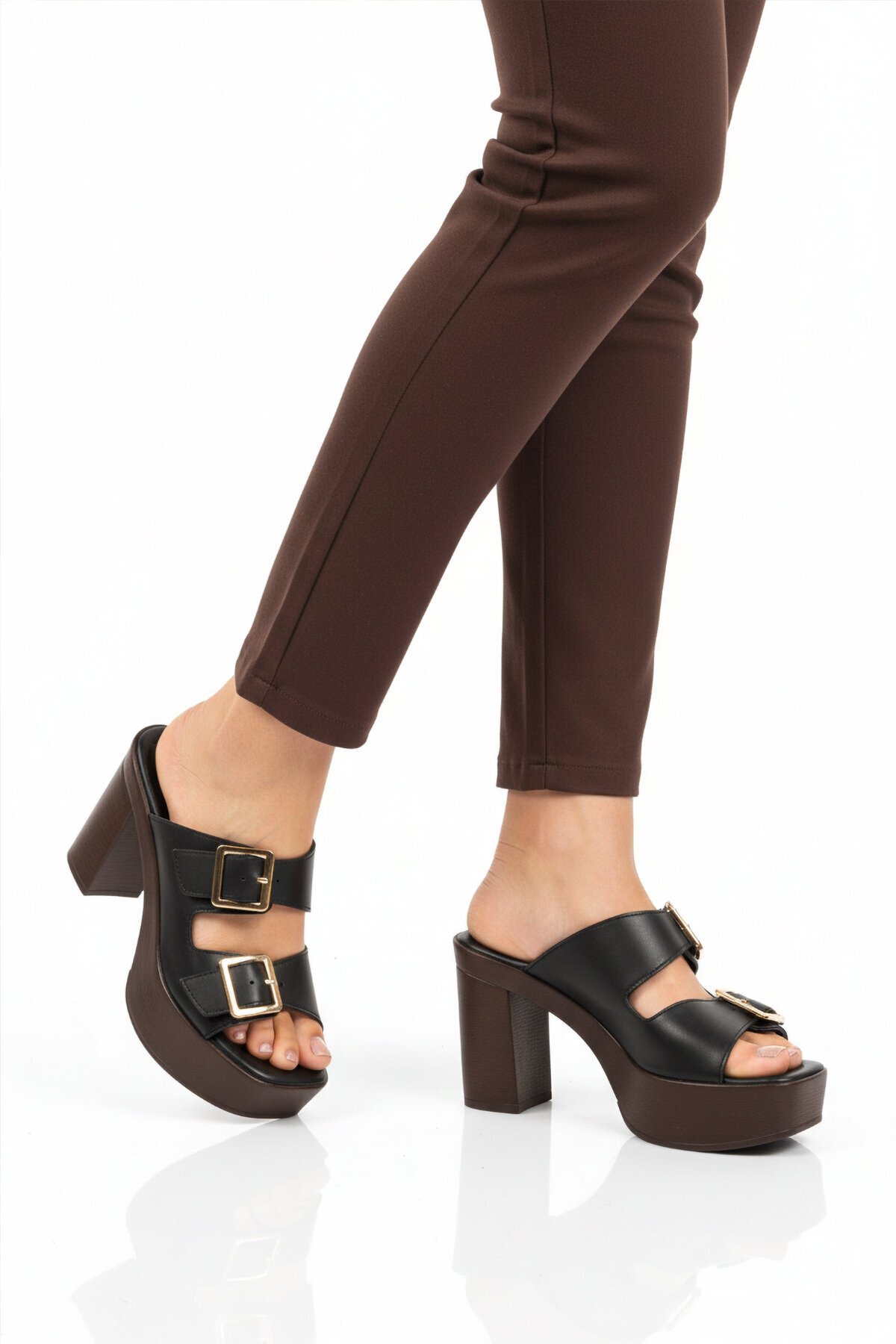 Siyah Yüksek Topuklu Slingback Kadın Terlik 322221 Z