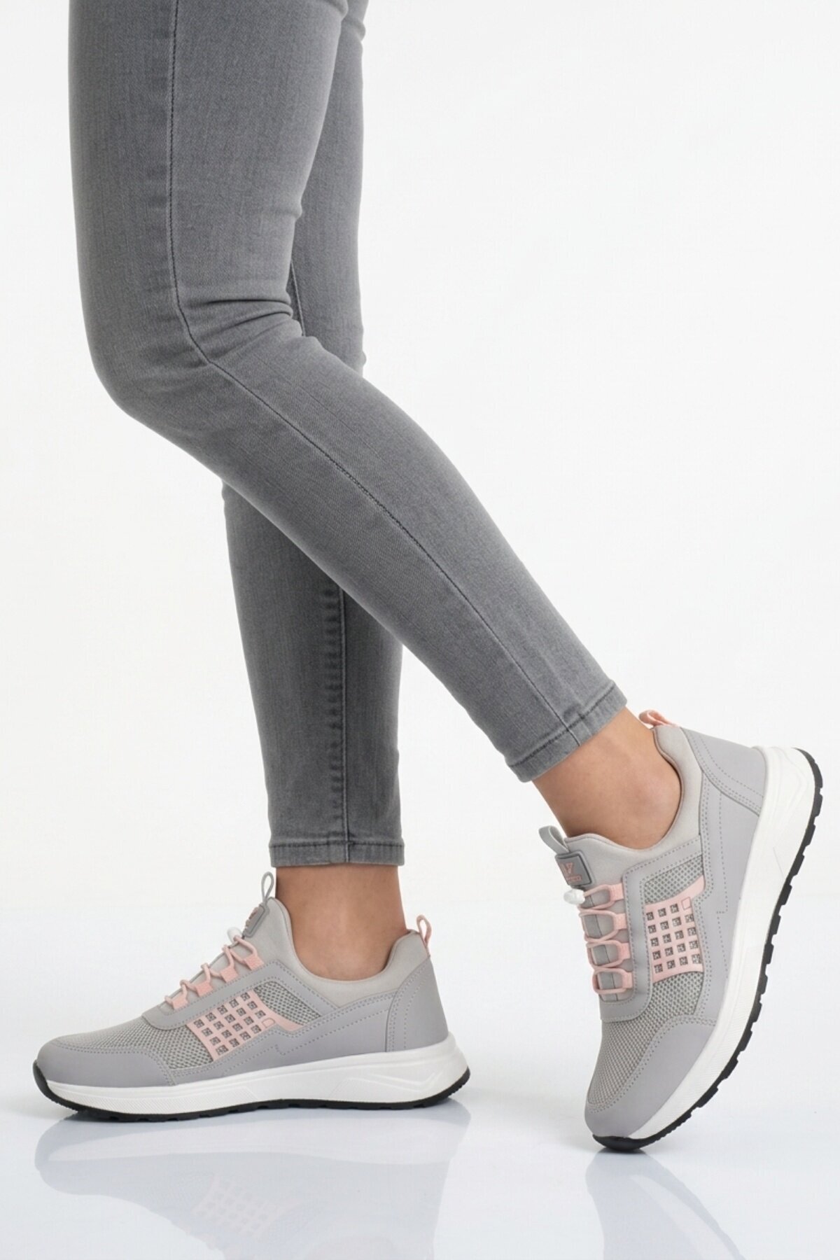 Buz-Pudra Hava Alabilen Tekstil Esnek Unisex Spor Ayakkabı 9060 G