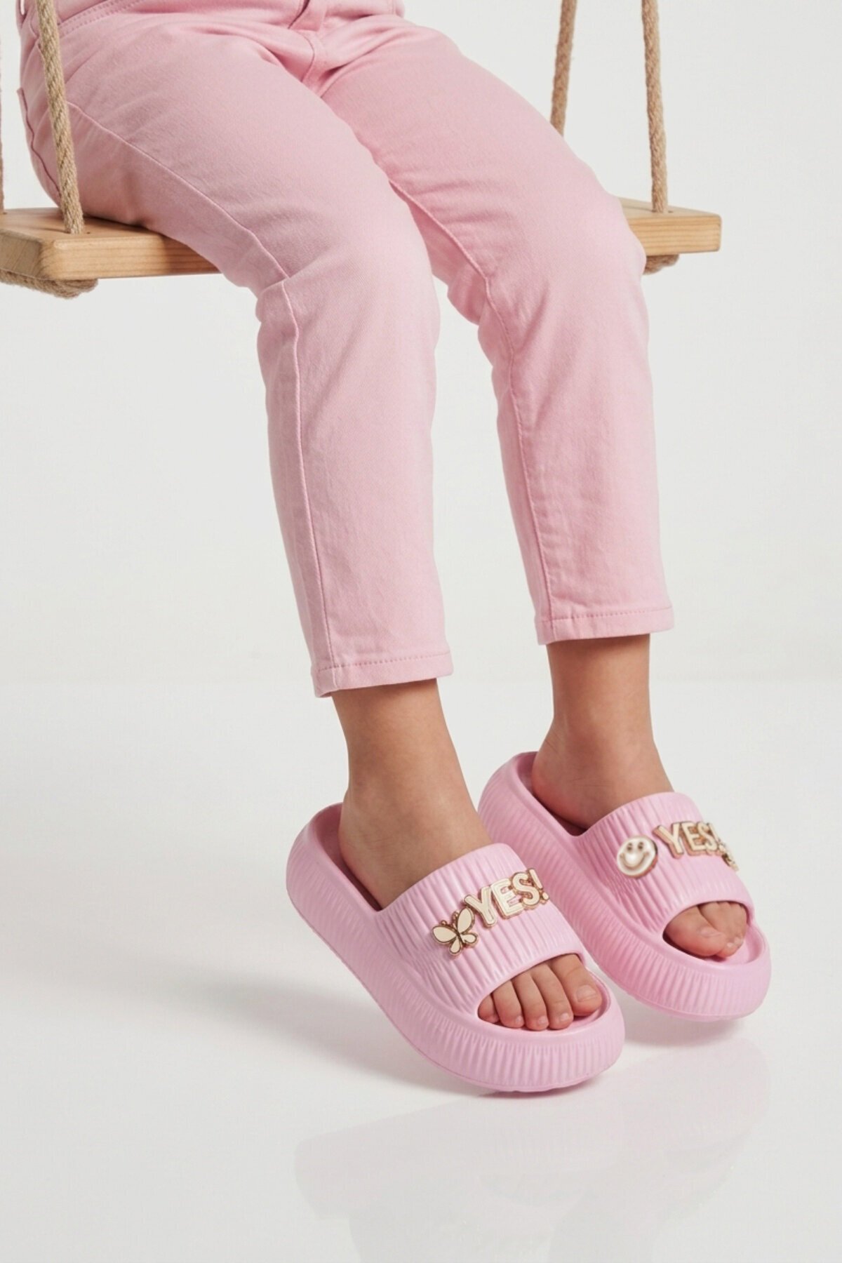 Pembe Hafif Kız Çocuk Terlik 292 F-P
