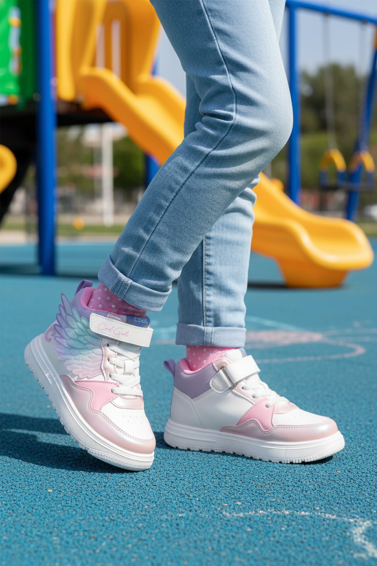 somon Cırtlı Bilek Boy Kız Çocuk Spor Ayakkabı Helen F