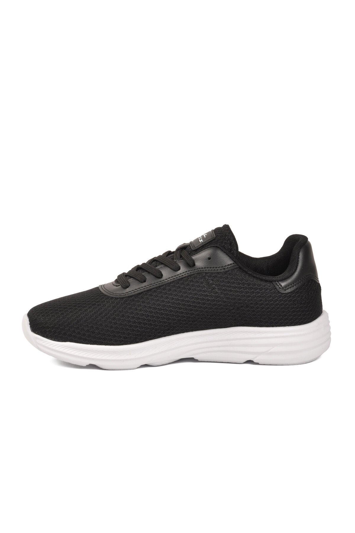 Siyah-Beyaz Fileli Rahat Hafif Unisex Spor Ayakkabı 26102 M