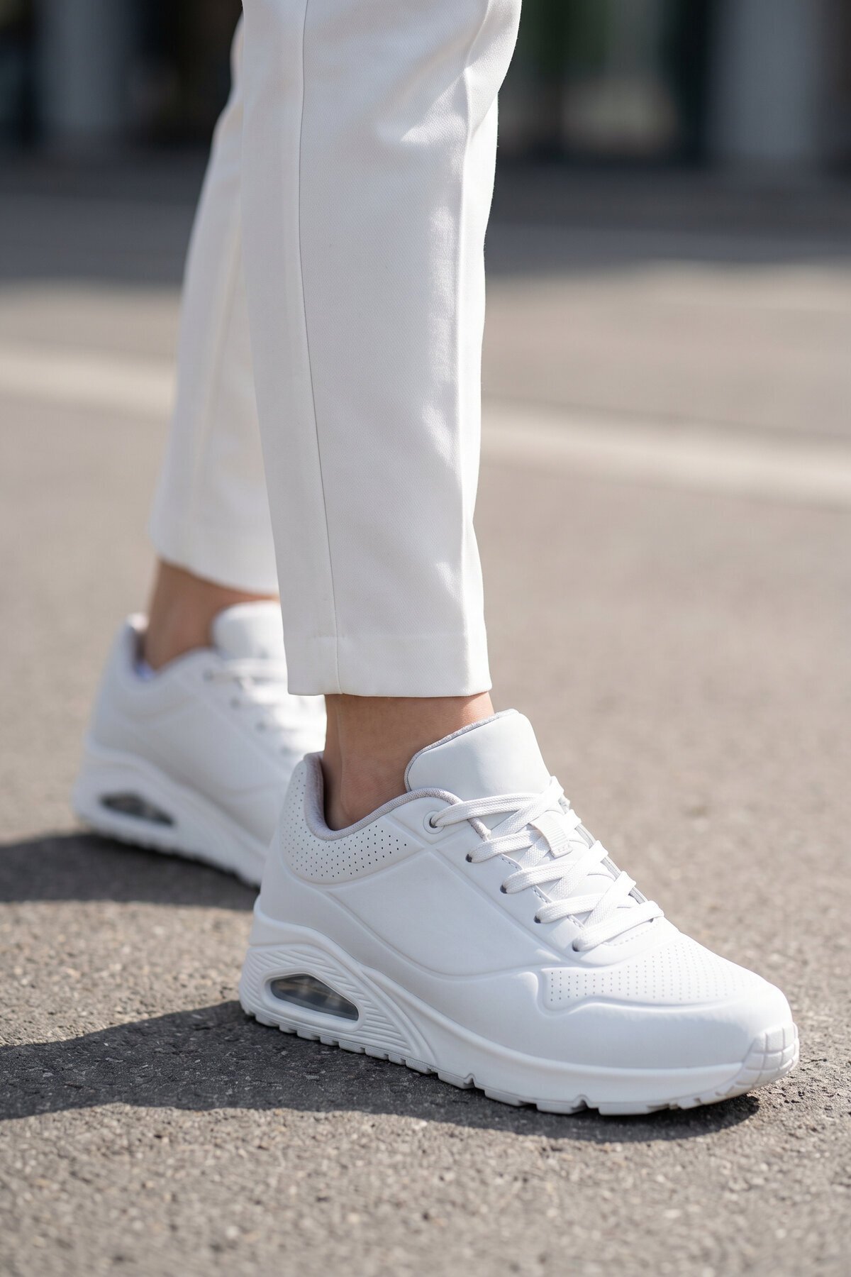 Bağcıklı Kalın Tabanlı Beyaz Unisex Yürüyüş ve Spor Ayakkabı Sneaker 5101