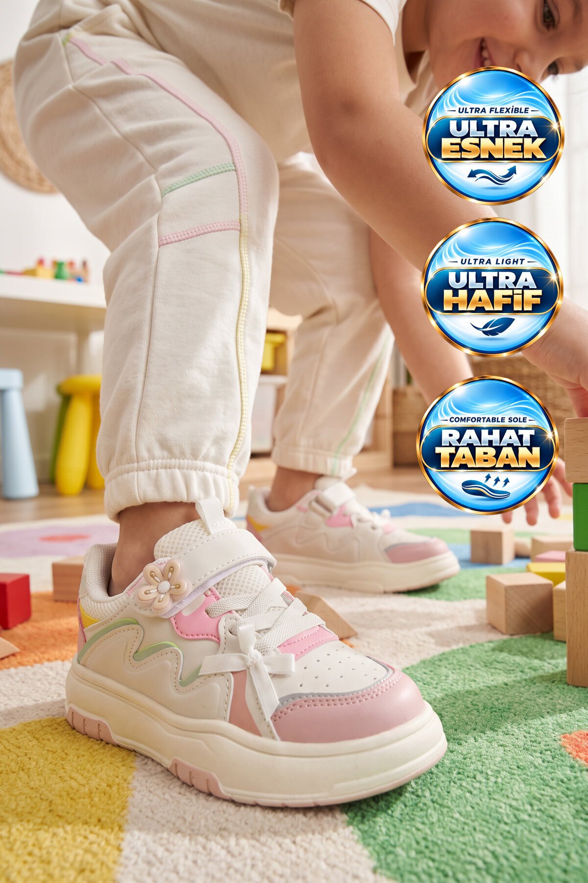 Beyaz-Pudra Cırtlı Kalın Tabanlı Kız Çocuk Spor Ayakkabı Sneaker Odessa P