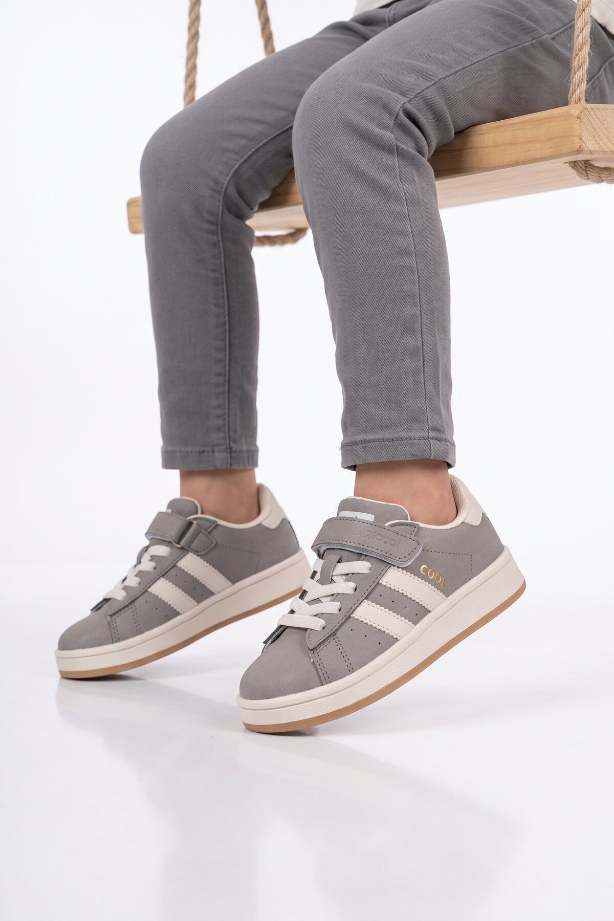Cırt Bantlı Kalın Rahat Taban Füme Unisex Çocuk Yürüyüş ve Spor Ayakkabı Sneaker Coop