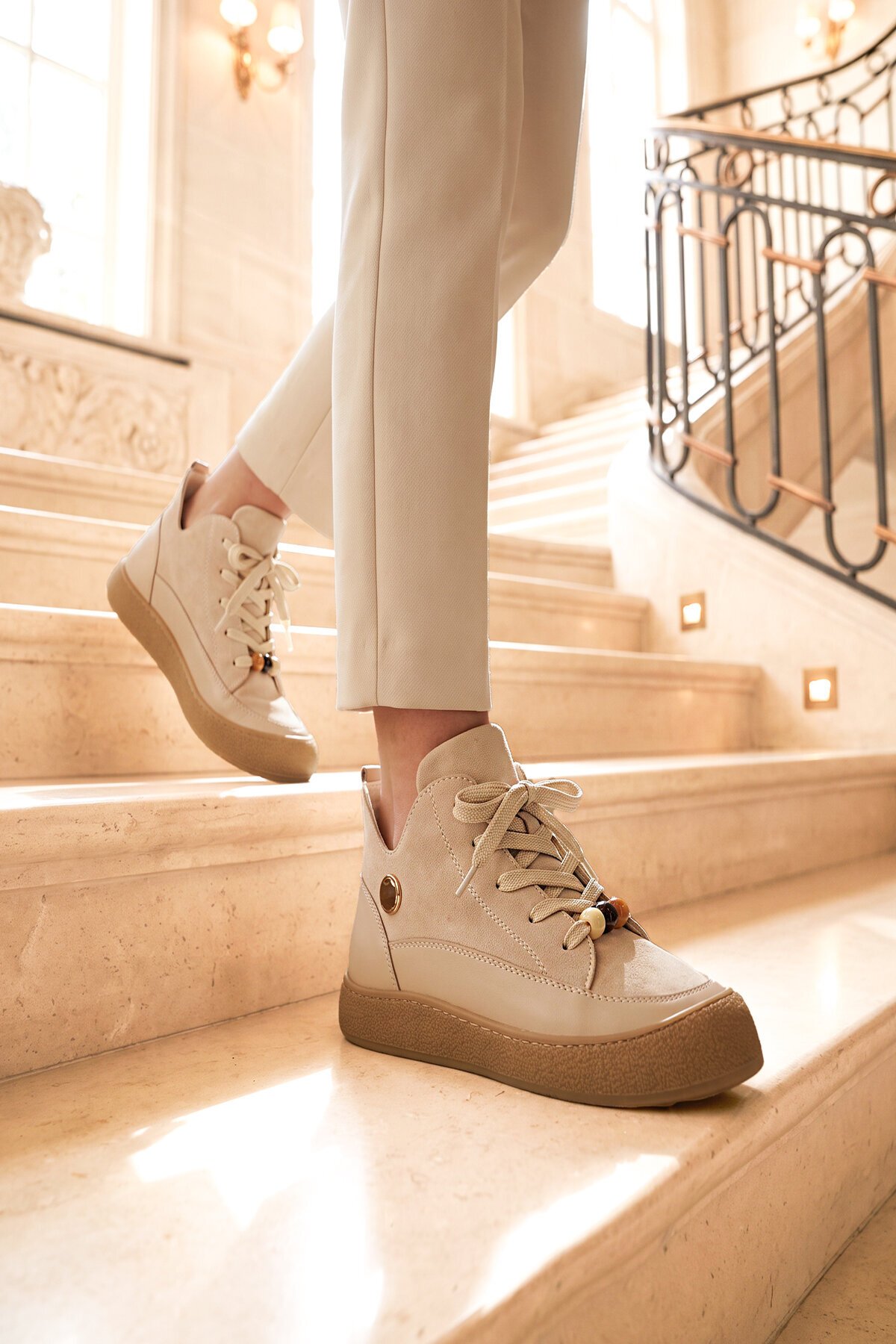 Kadın Bej Aksesuar Bağcıklı Kadın Sneaker Bot 669267