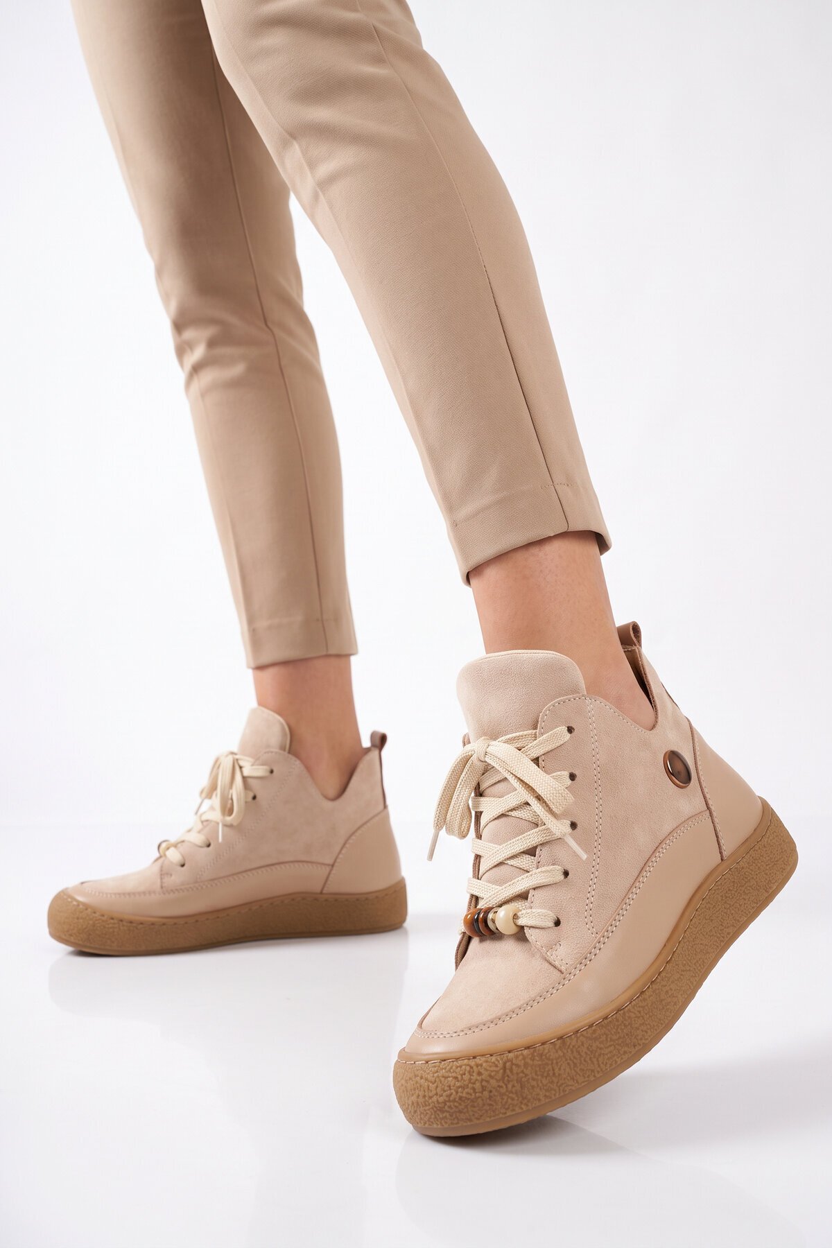 Kadın Bej Aksesuar Bağcıklı Kadın Sneaker Bot 669267