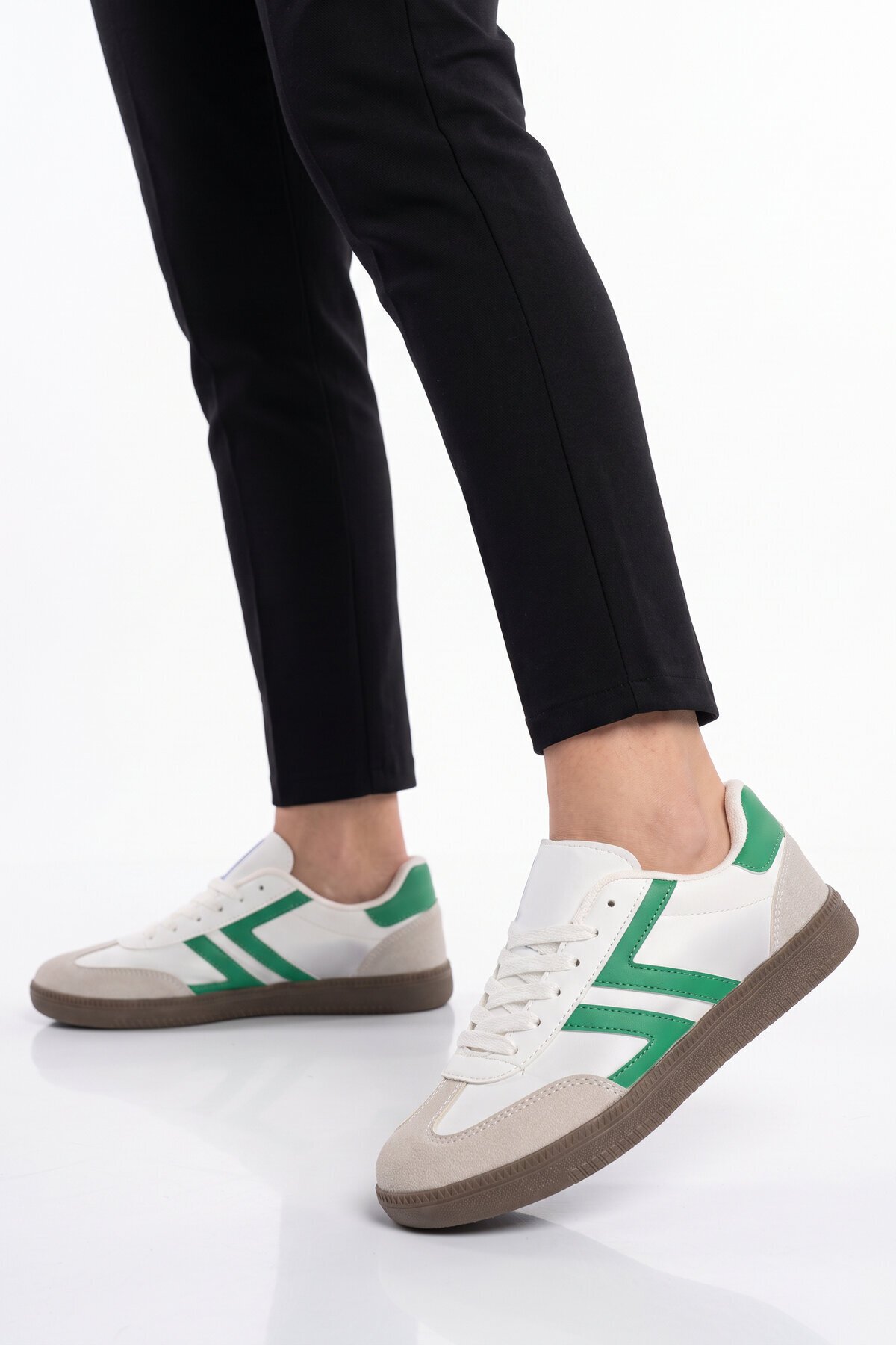 Bağcıklı Şık Rahat Hafif Beyaz-Yeşil Unisex Yürüyüş ve Spor Ayakkabı Sneaker 234750