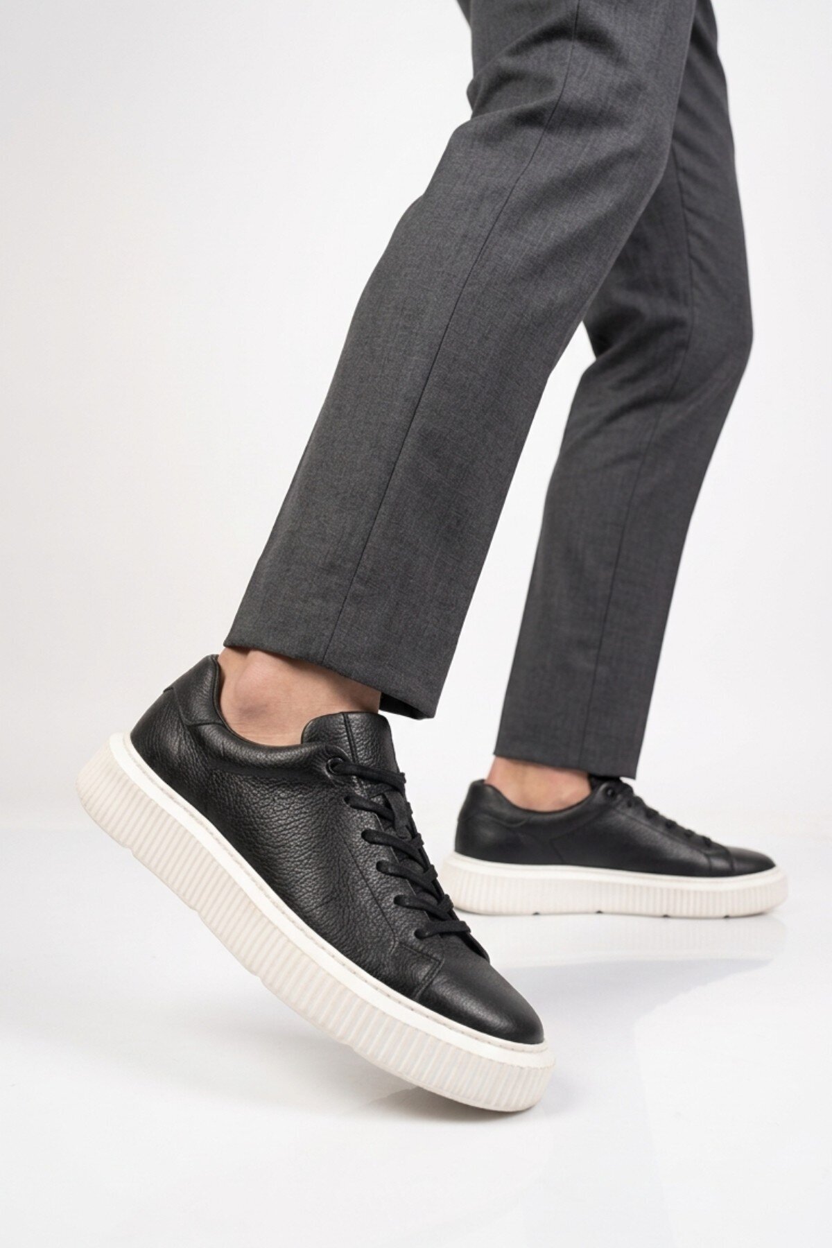 Bağcıklı Kalın Rahat Taban Sneaker Siyah-Beyaz Hakiki Deri Erkek Casual Ayakkabı HZ1458-2049
