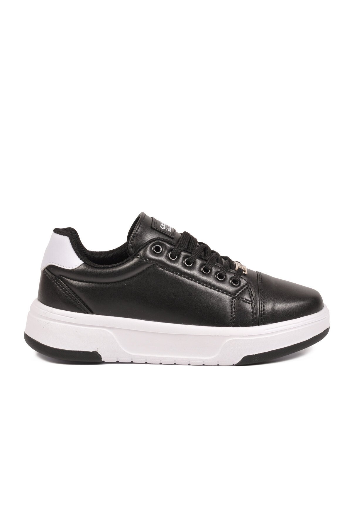 Siyah-Beyaz Kadın Casual Ayakkabı Bağcıklı Kalın Rahat Tabanlı Şık Sneaker Code 419