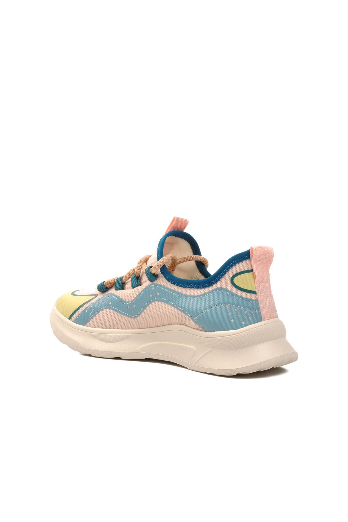 Hafif Bej Kadın Spor Ayakkabı