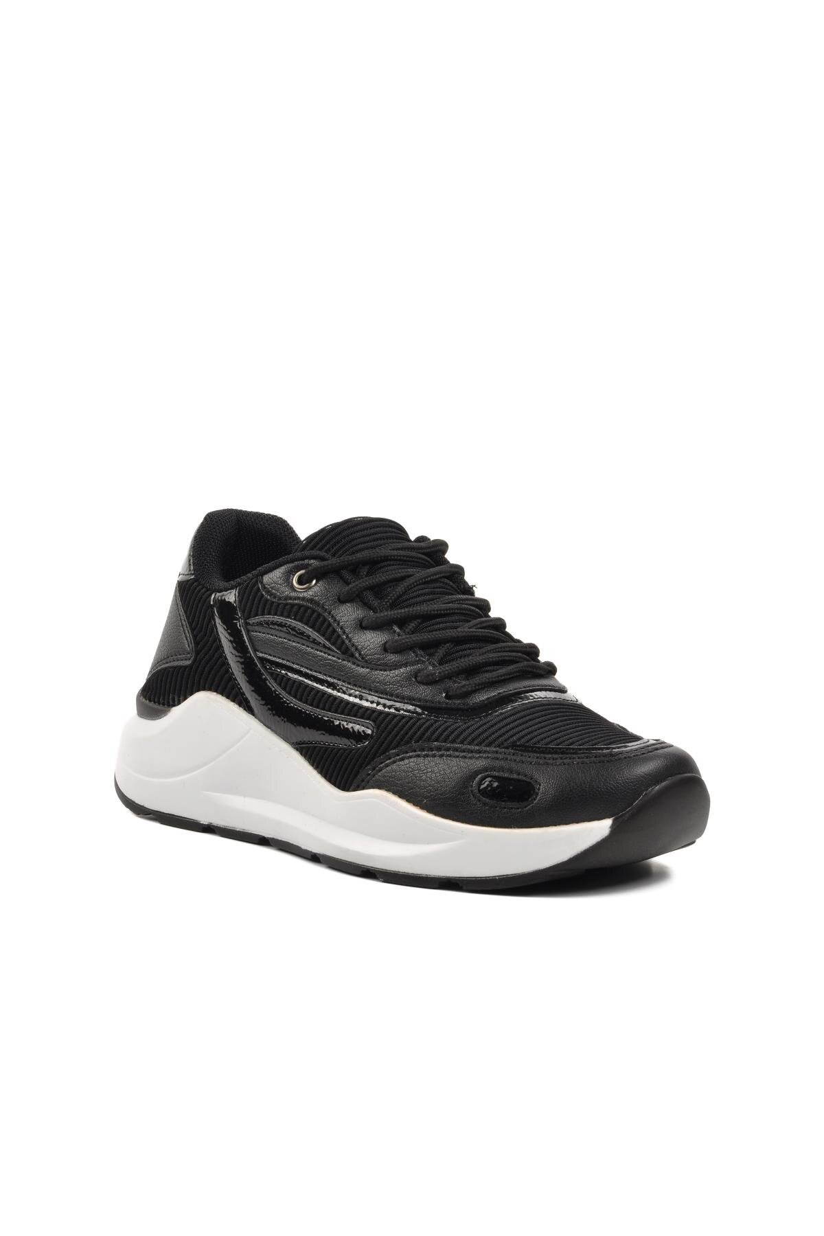 Walkway Siyah-Beyaz Kadın Spor Ayakkabı