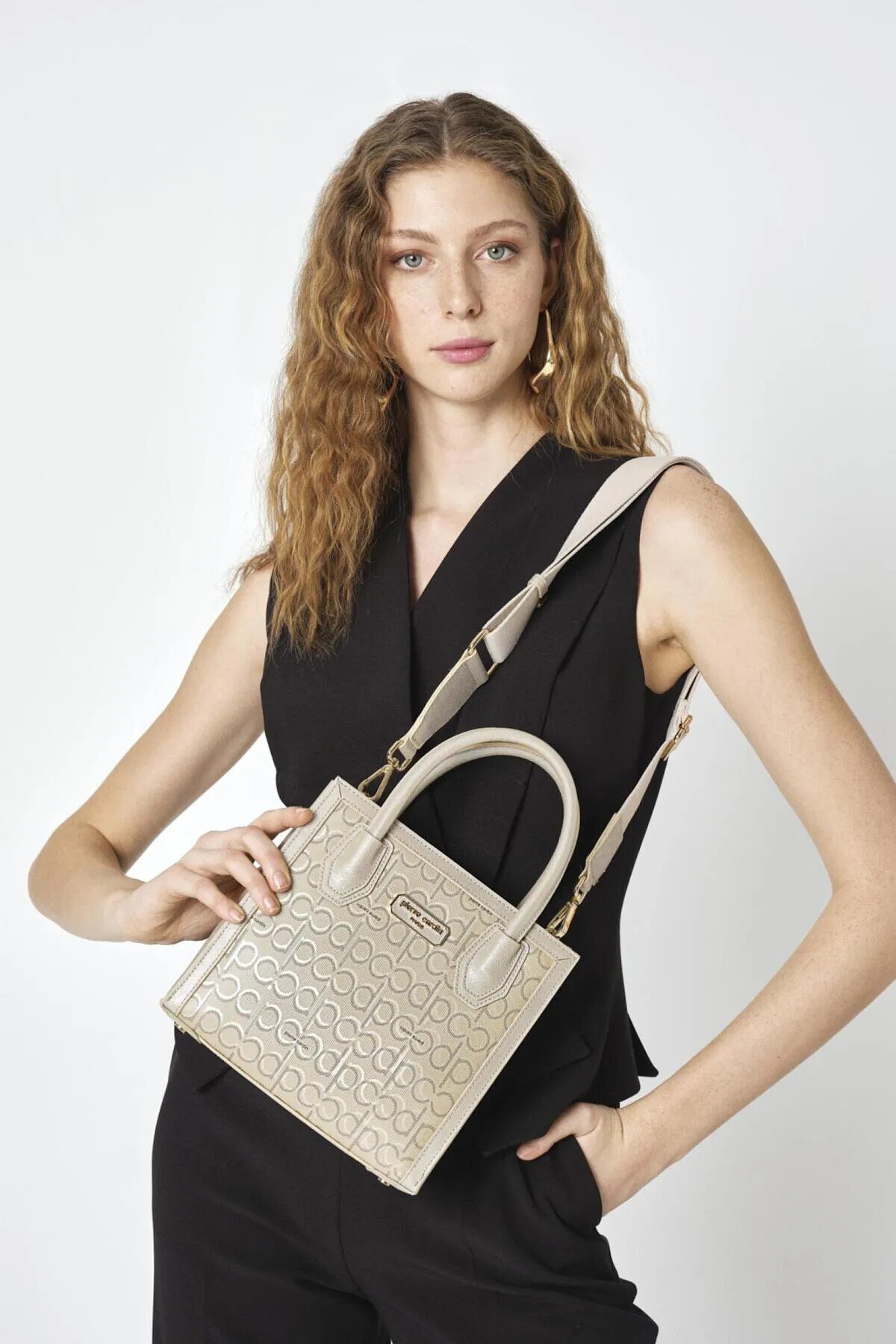 Altın Kadın Omuz Çantası 25Y10401-PMN