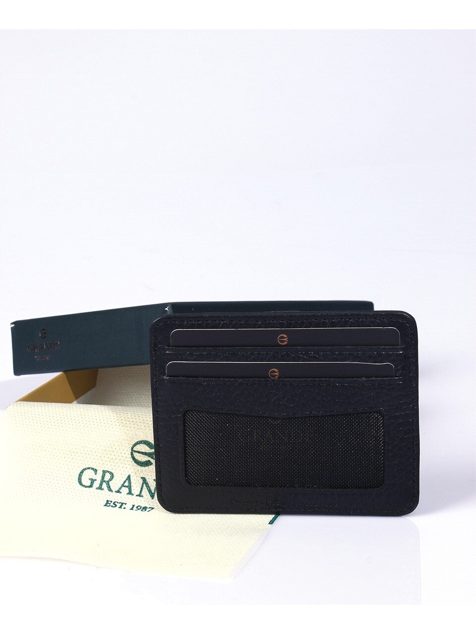 Siyah  Erkek Kartlık 746 Kartlık