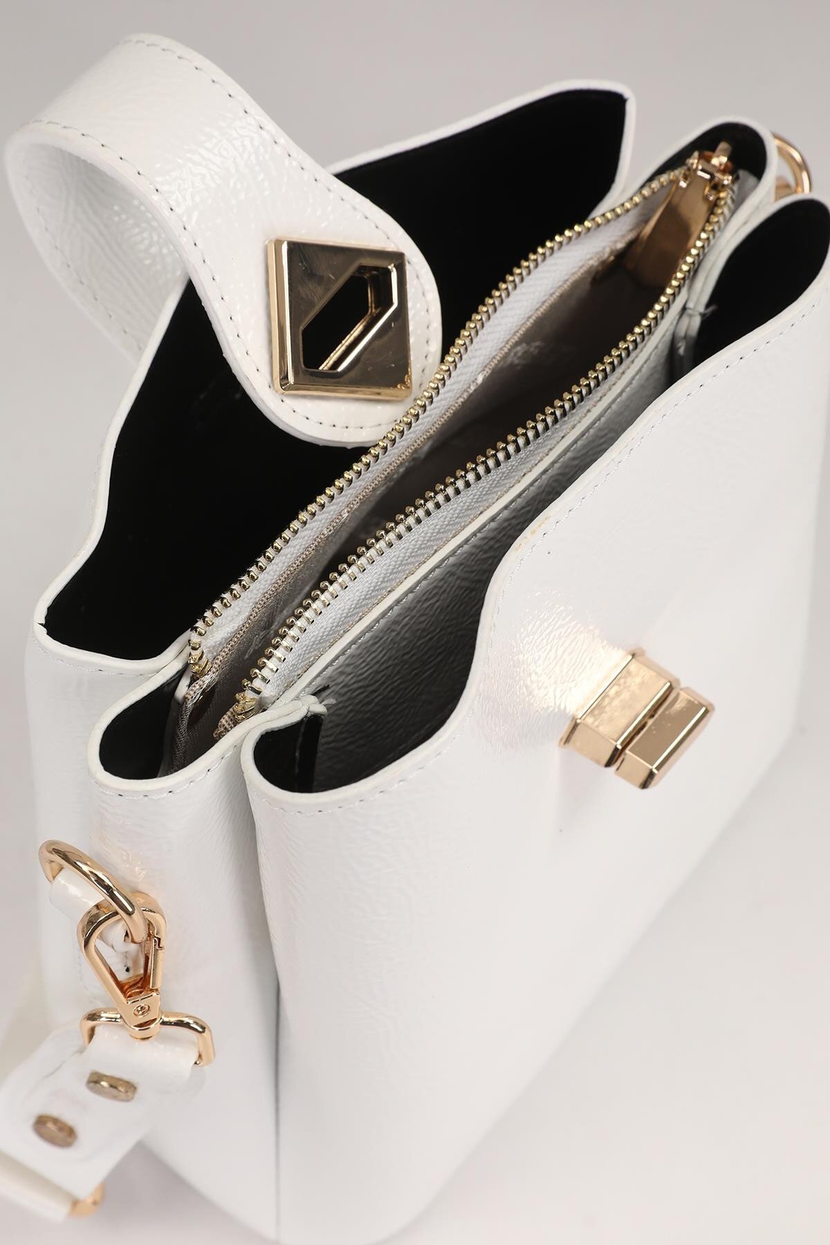 Beyaz Rugan  Kadın Omuz Çantası 930167 Çanta