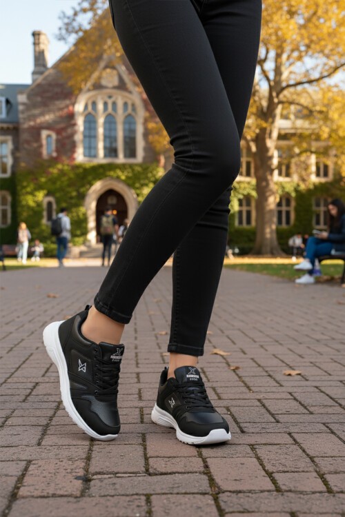 Siyah-Beyaz Esnek Hafif Unisex Spor Ayakkabı Xstep 020-Cilt G
